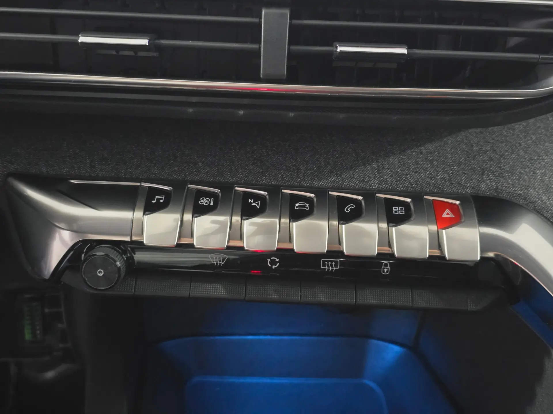 Peugeot 3008 1.2 PureTech Active Pack 11