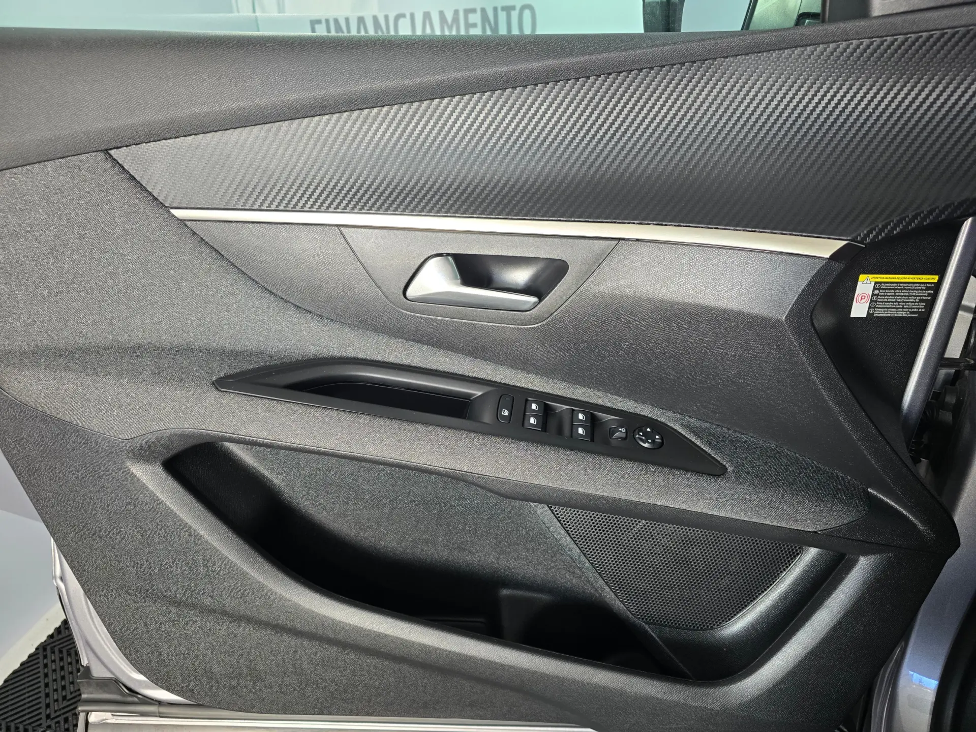 Peugeot 3008 PureTech 130 Stop & Start GPF EAT8 Active Pack 16