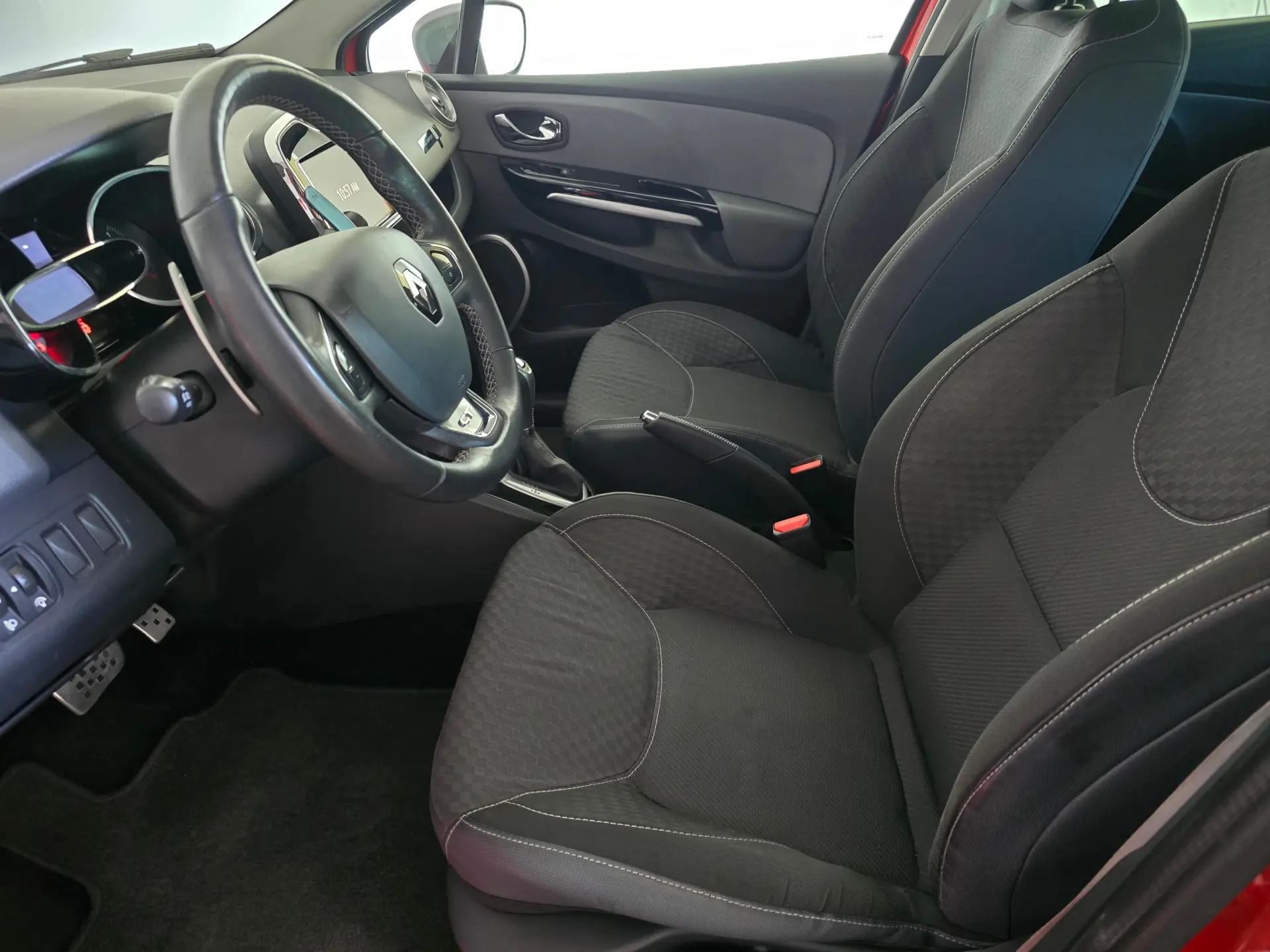 Renault Clio 1.2 TCE GT EDC 19