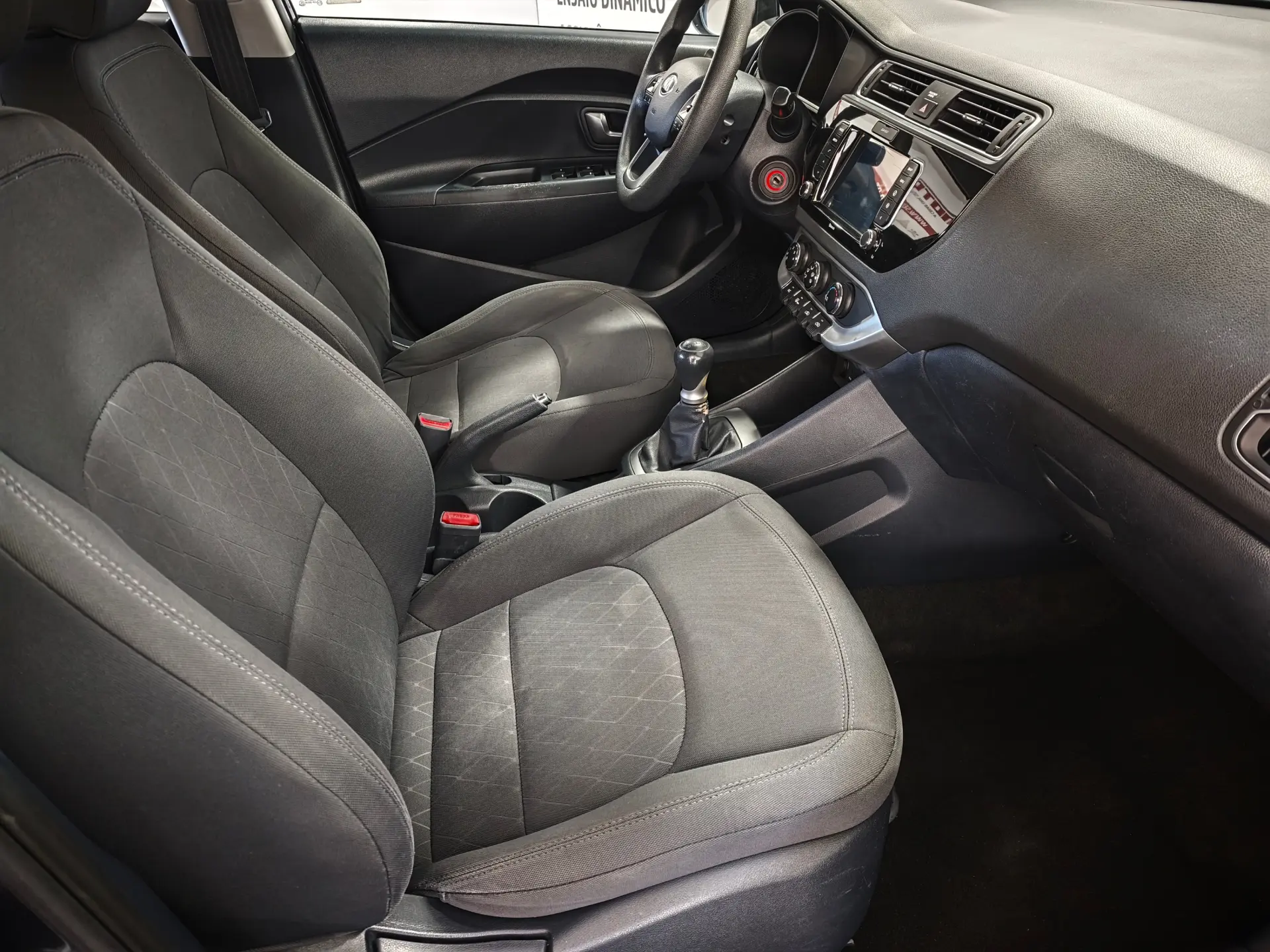 Kia Rio 1.2 CVVT More 23
