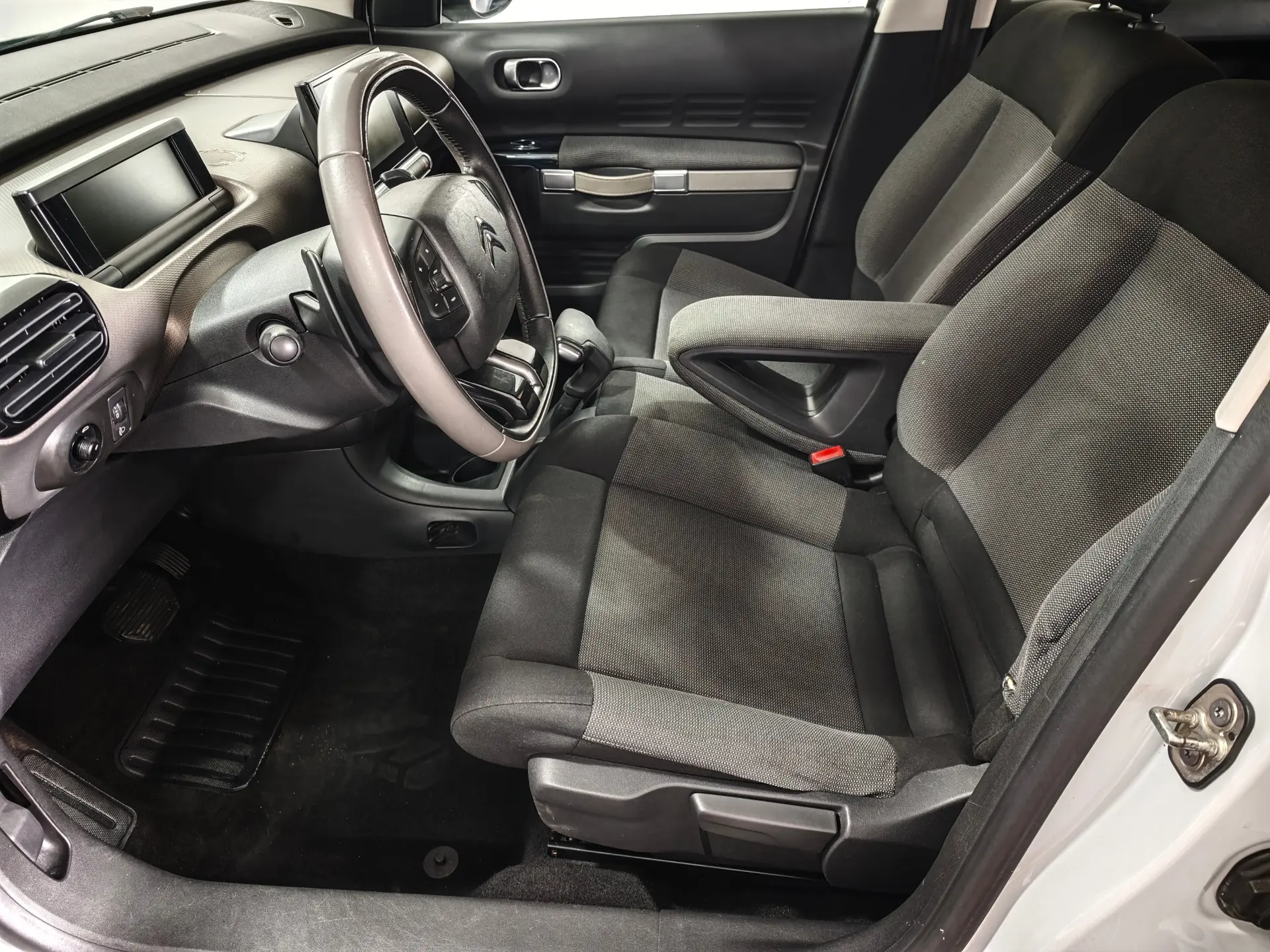 Citroen C4 Cactus BlueHDi 100 ETG6 Stop&Start Shine 20