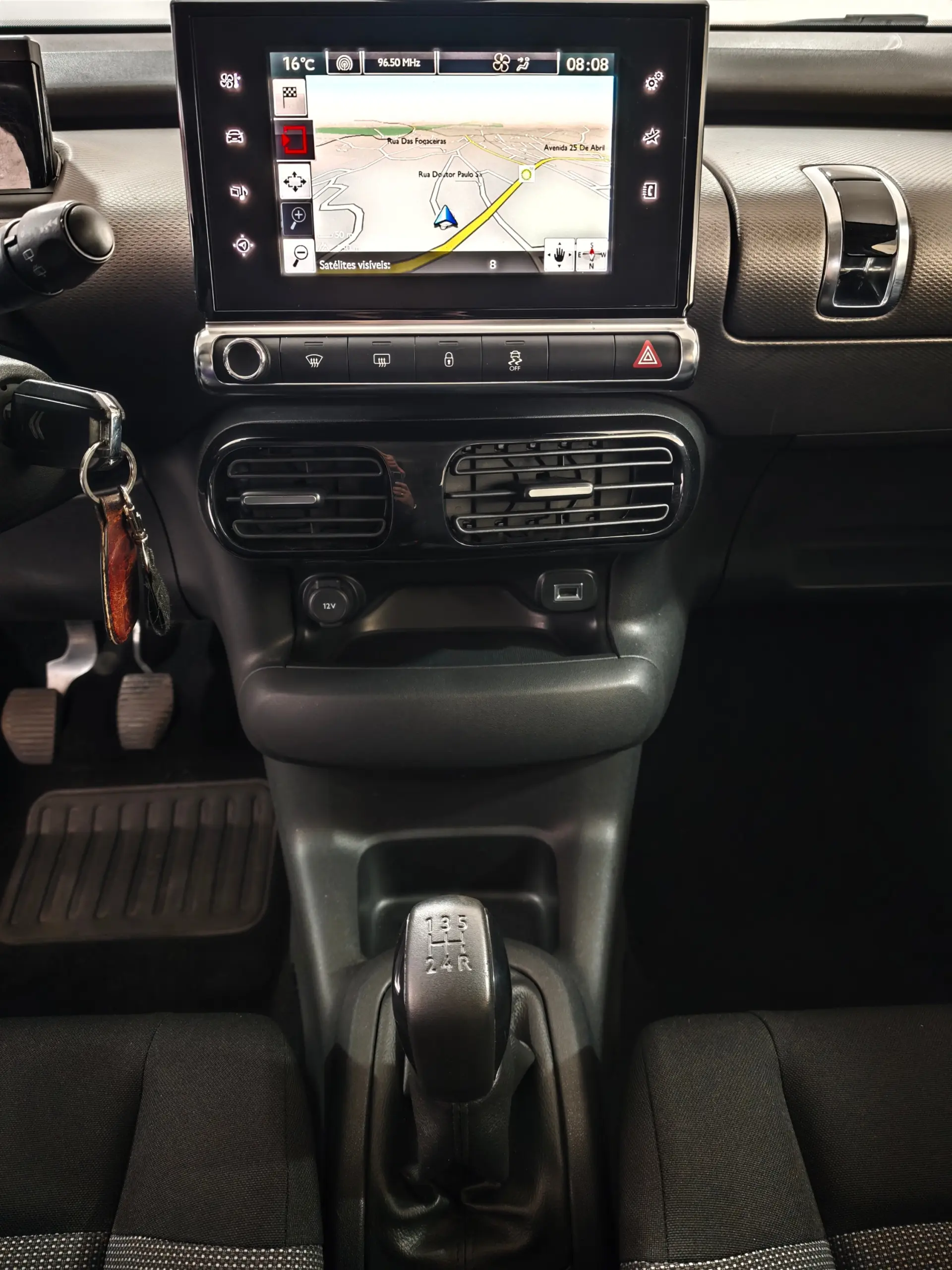 Citroen C4 Cactus 1.6 BlueHDi Shine 11