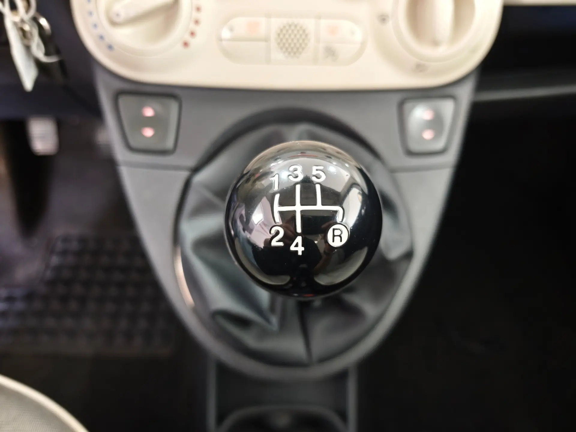 Fiat 500 1.2 Lounge 11