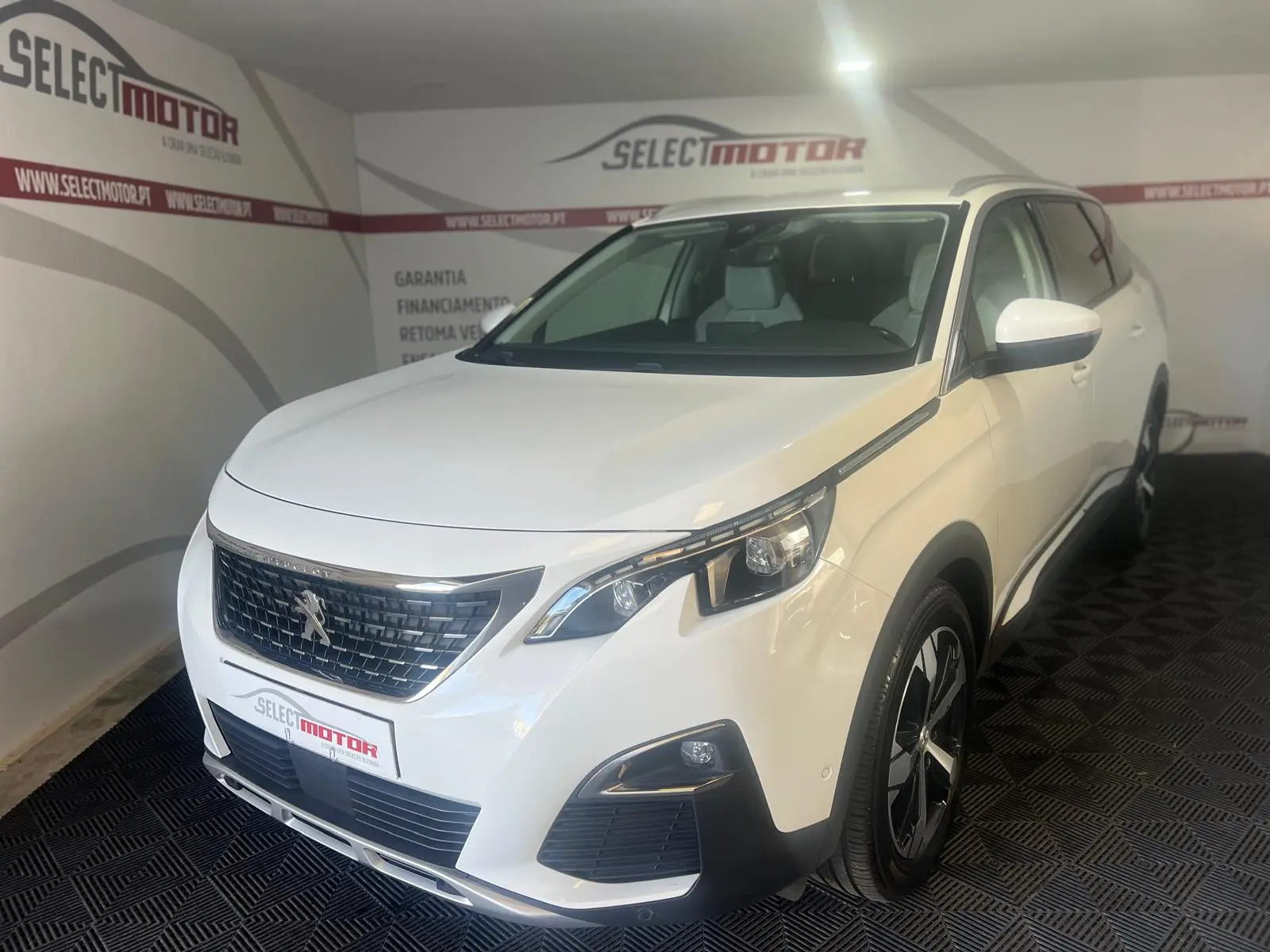 Peugeot 5008 PureTech 130 Stop & Start Allure Business-Pack 4