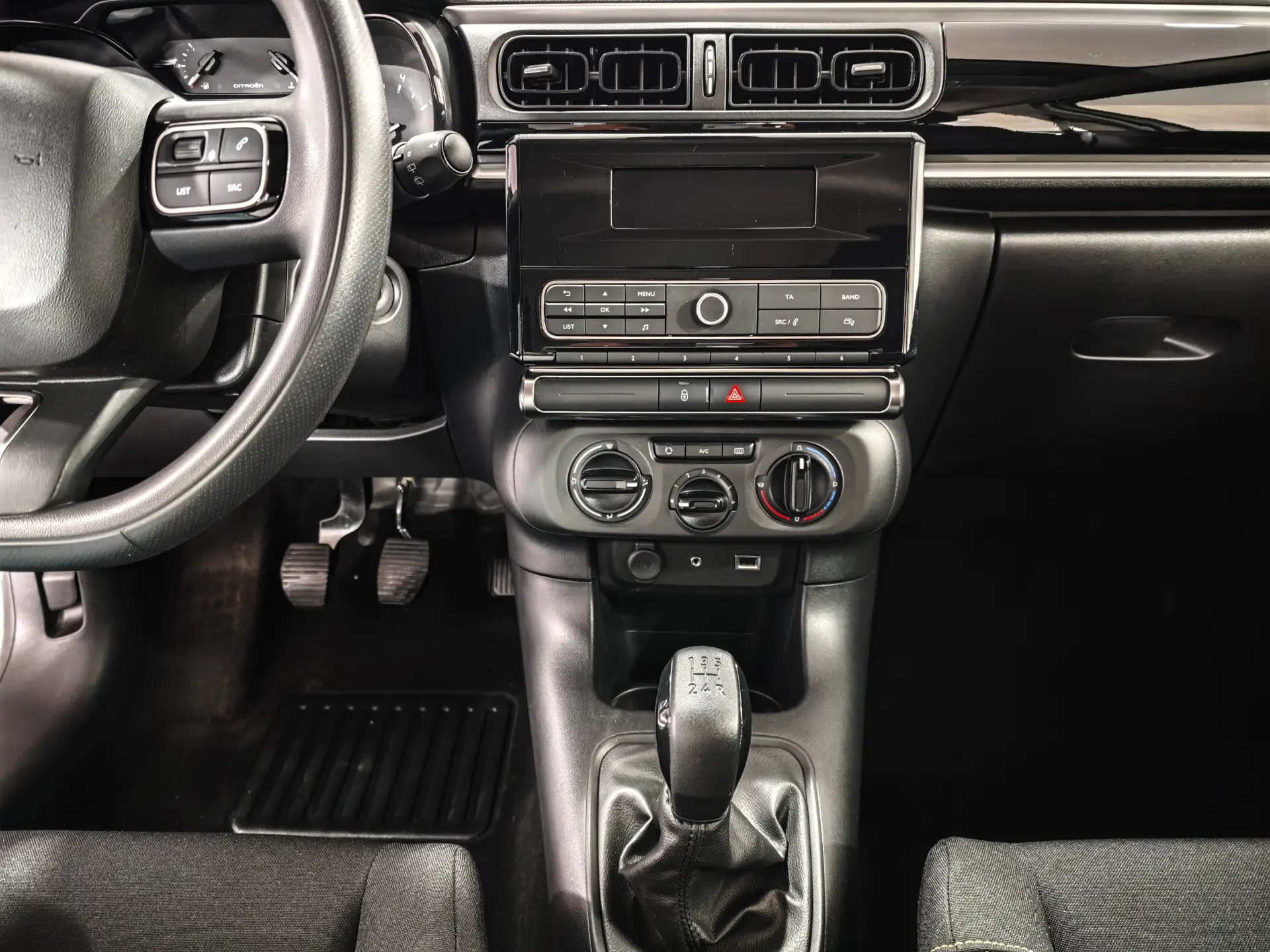 Citroen C3 1.2 PureTech Feel 11