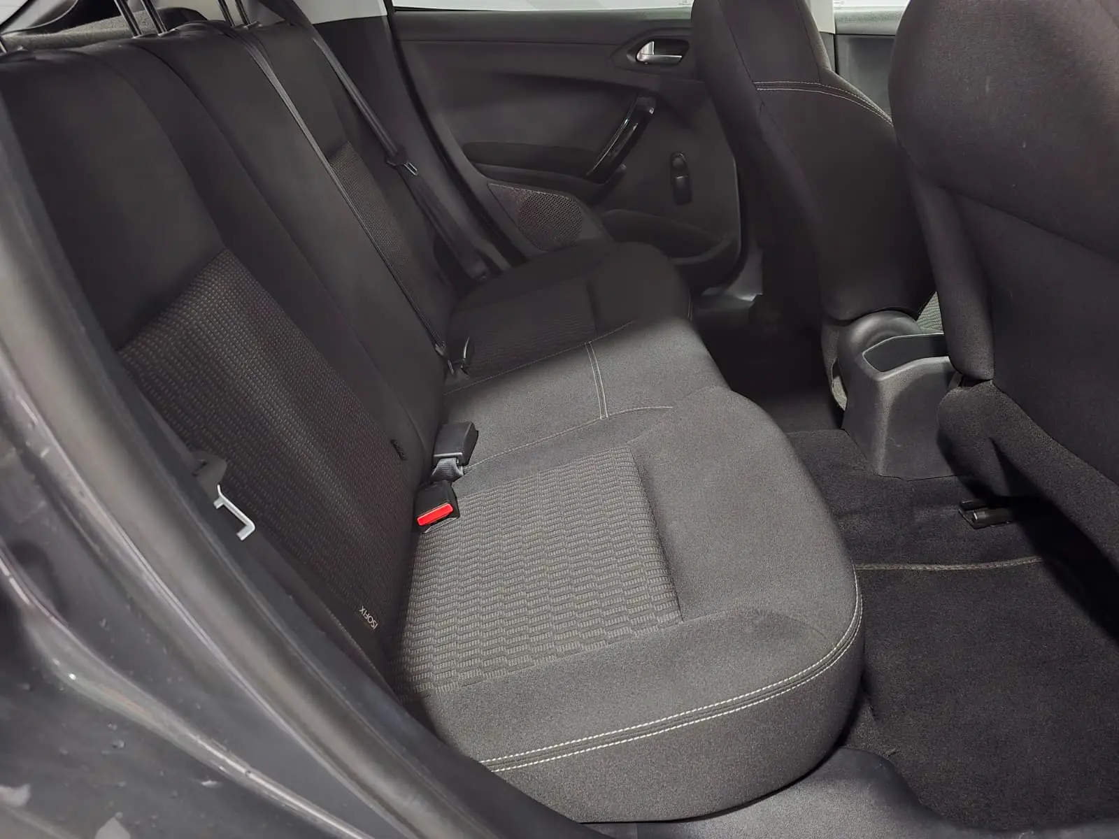 Peugeot 208 1.6 BlueHDi Active 16