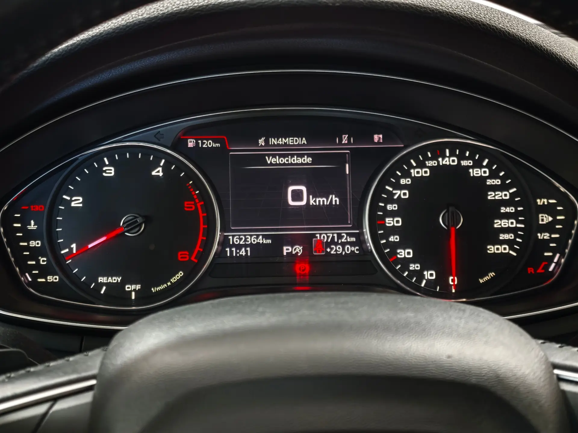 Audi A4 Avant 2.0 TDI Advance S tronic 8