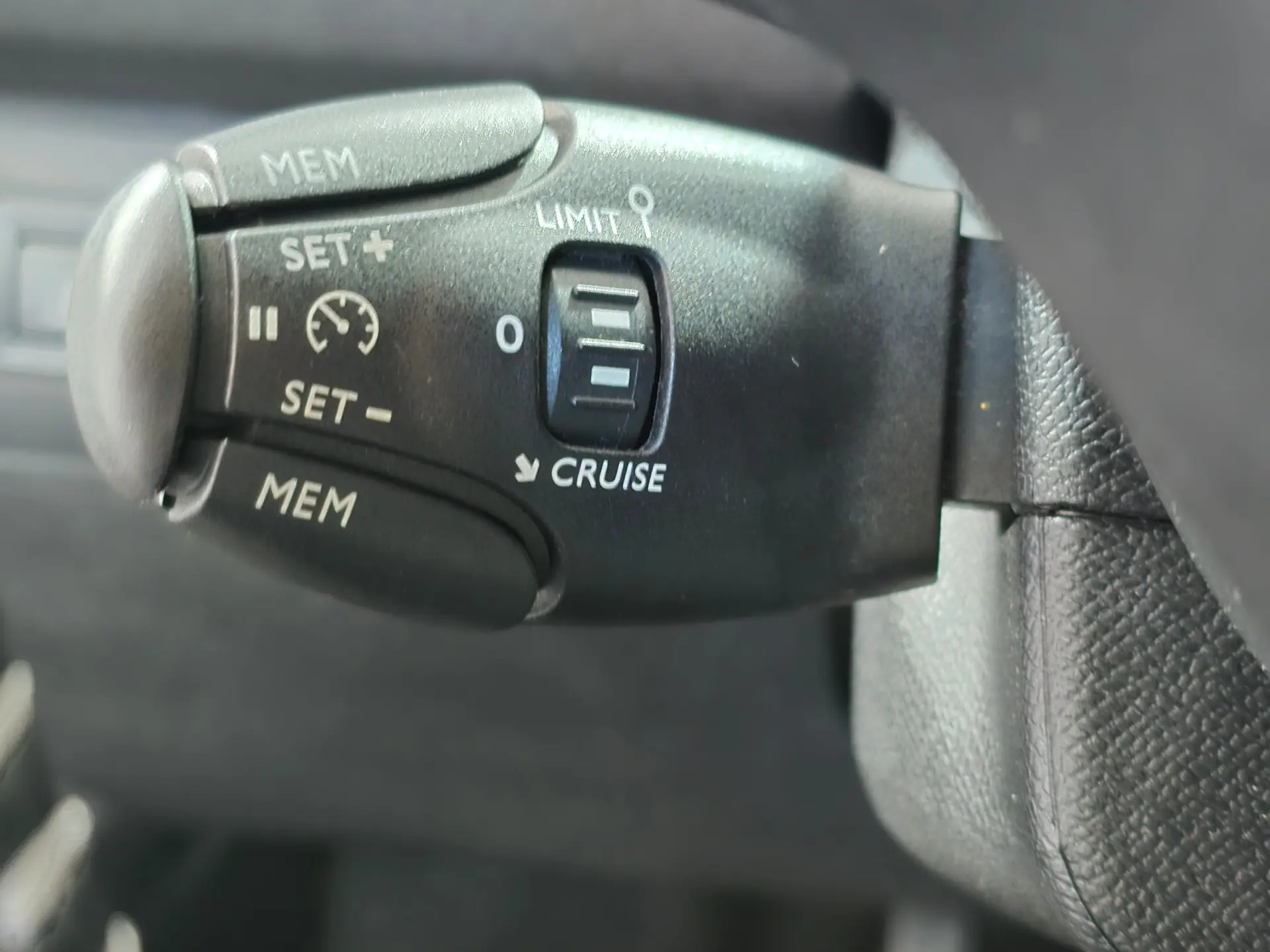 Peugeot 308 1.2 PureTech Allure Pack 13