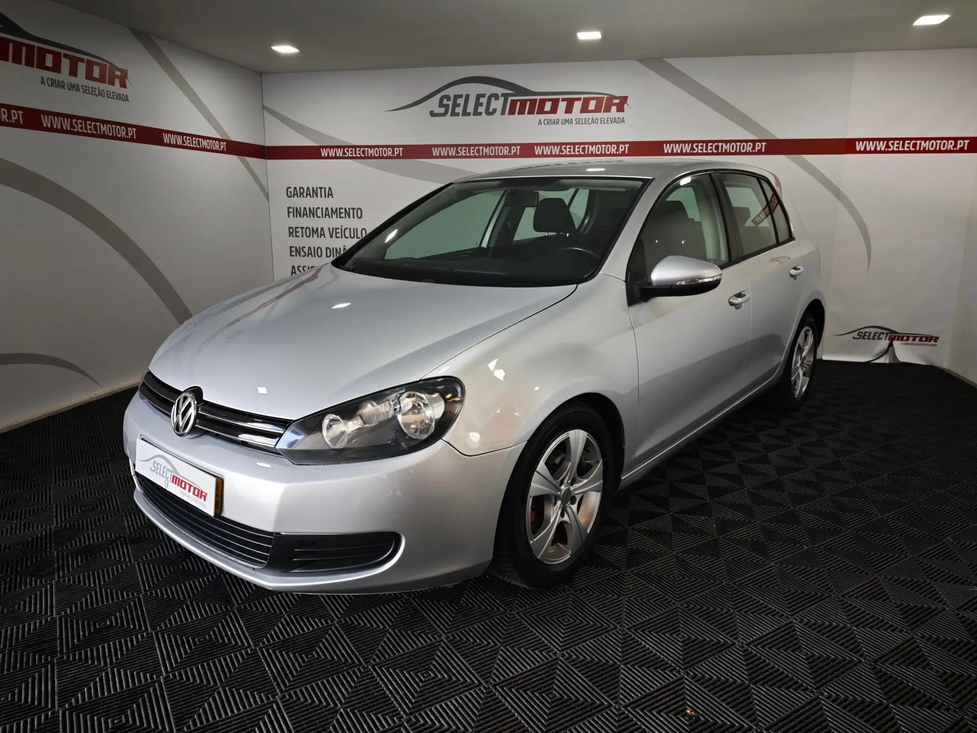 Volkswagen Golf 1.6 TDi Confortline 2