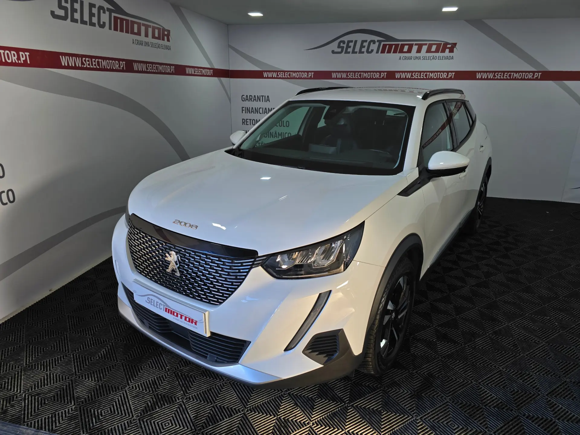 Peugeot 2008 1.2 PureTech Allure 3
