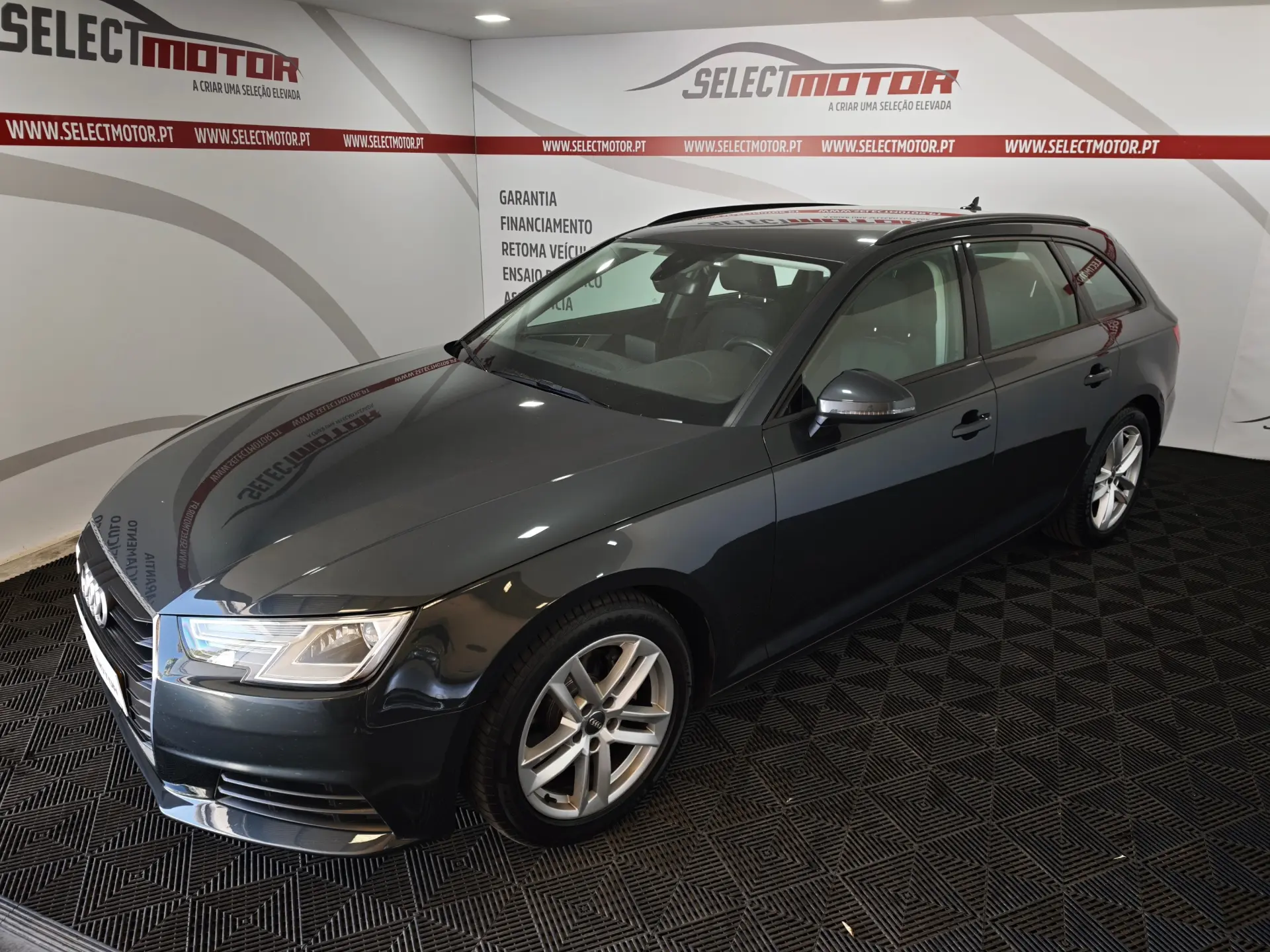 Audi A4 Avant 2.0 TDI Advance S tronic 3