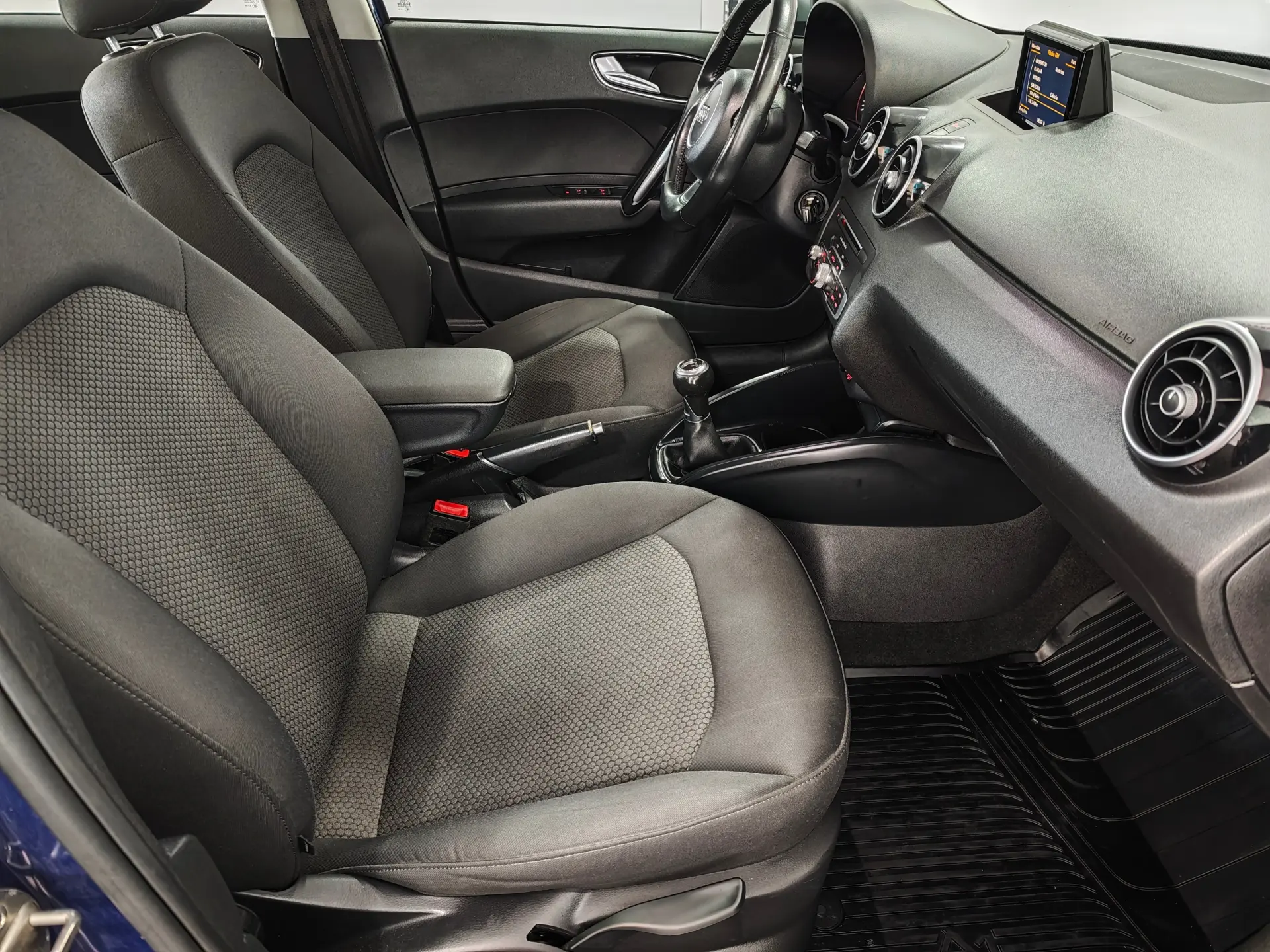 Audi A1 Sportback 1.4 TDI S-line 19
