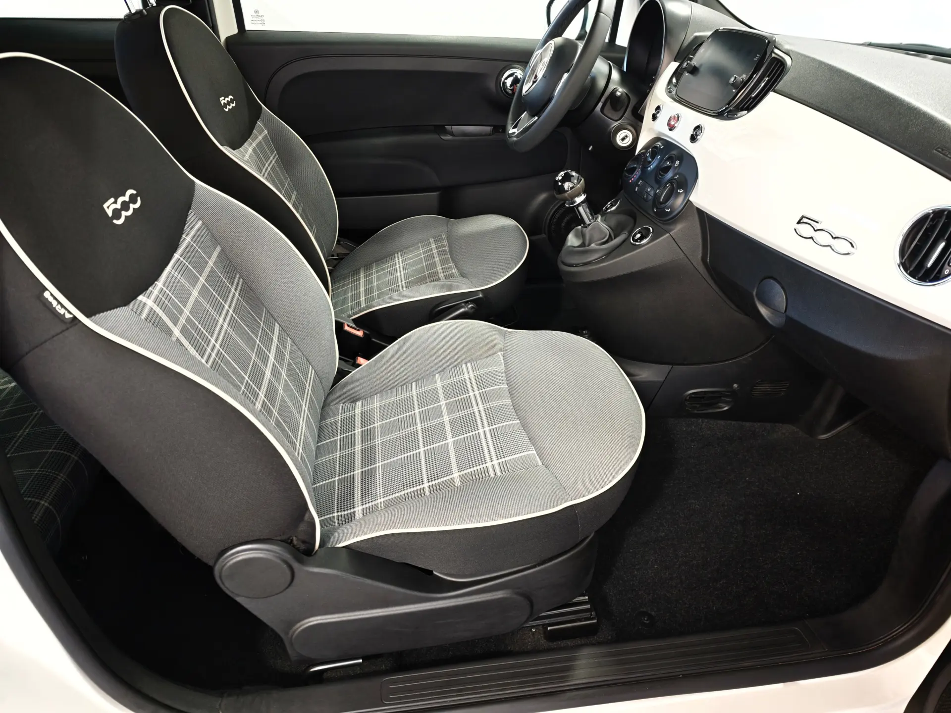 Fiat 500 1.0 Hybrid Lounge 22