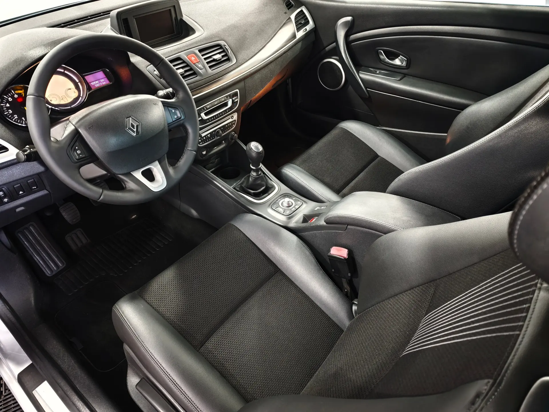 Renault Mégane Coupe 1.4 TCE Dynamique 23