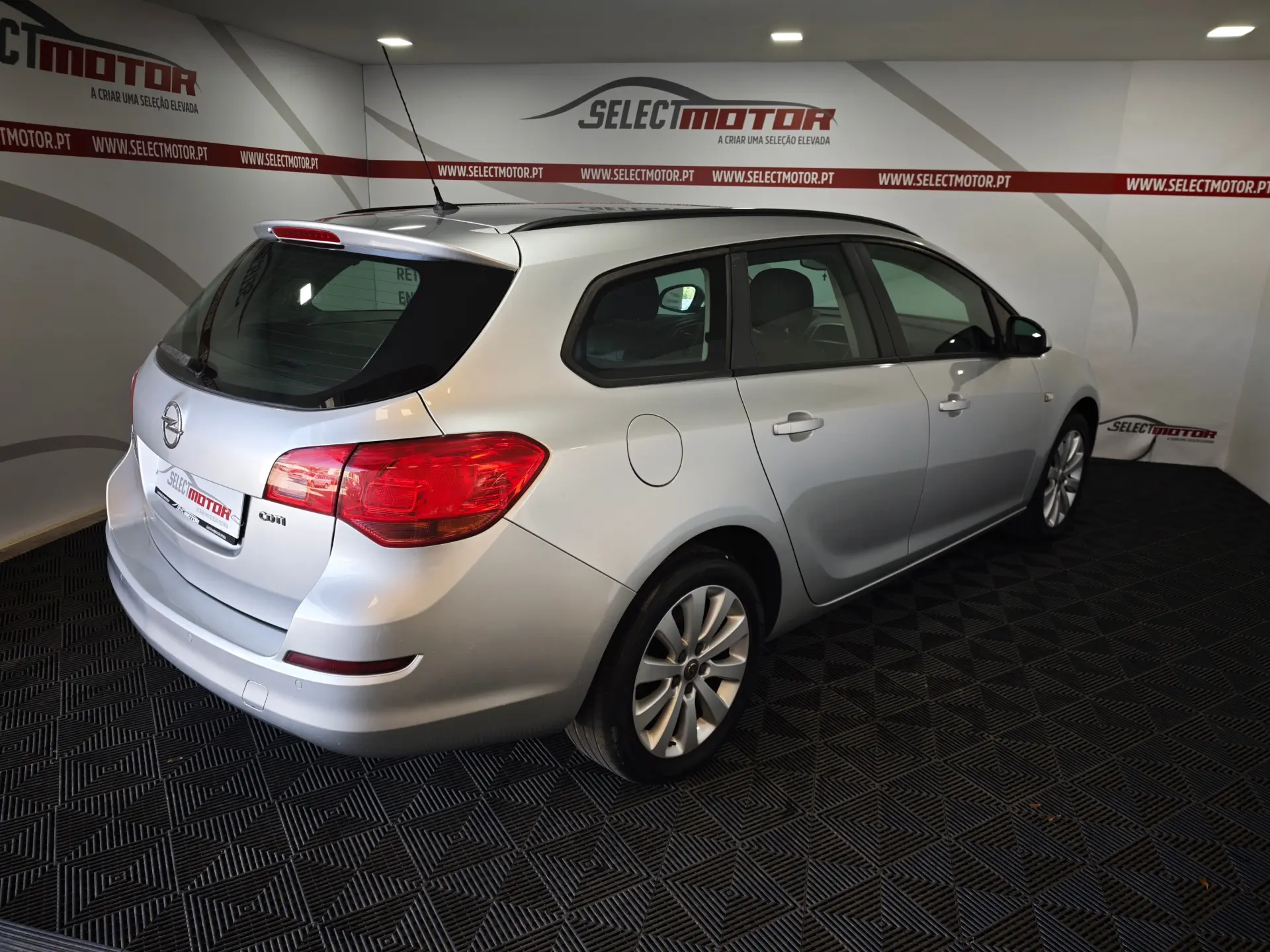 Opel Astra Sports Tourer 2.0 CDTI DPF Sport 5