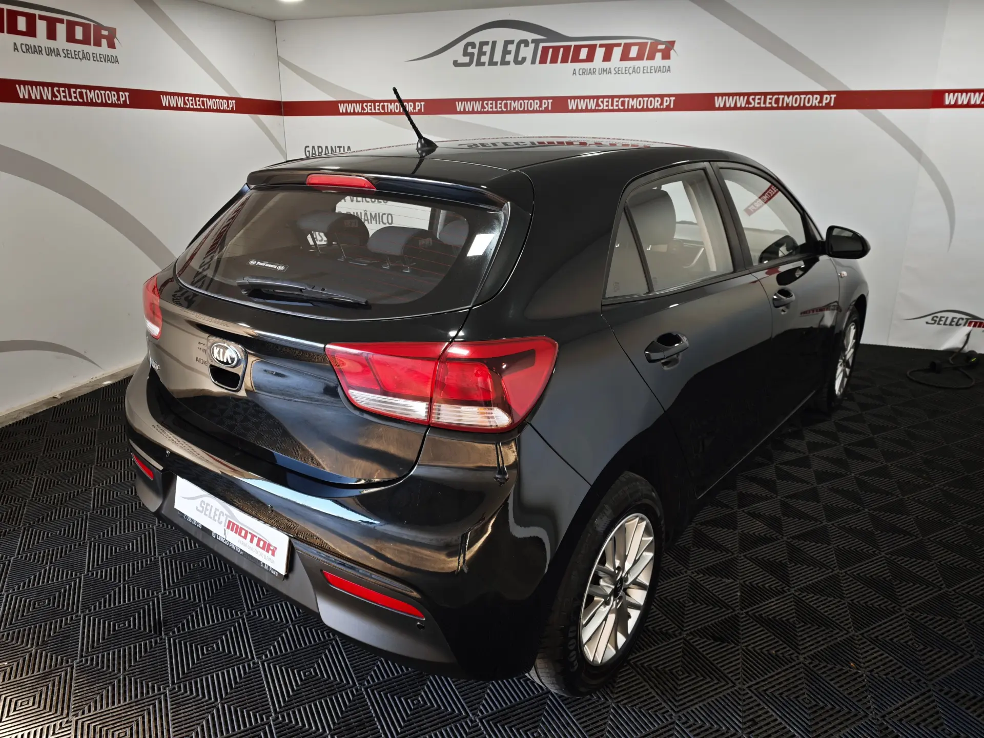Kia Rio 1.2 CVVT LX 5