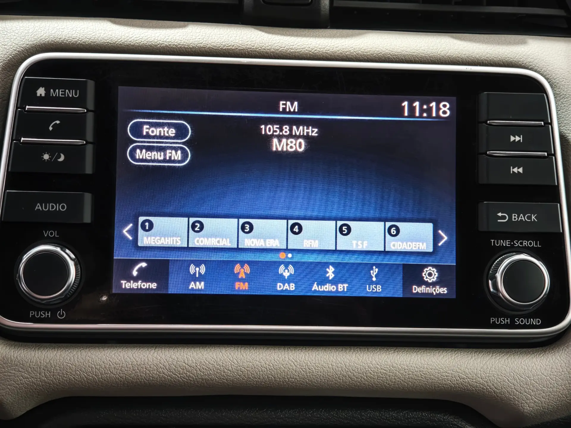 Nissan Micra 1.0 IG-T Kiiro 8