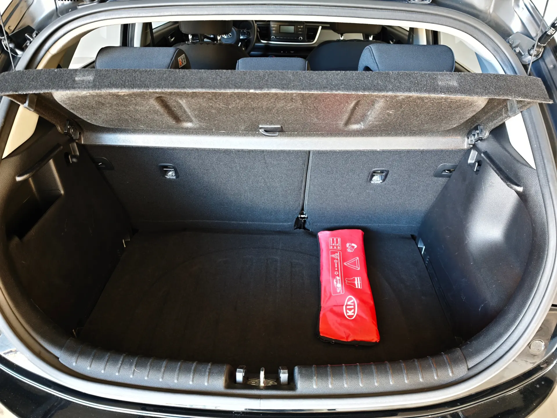 Kia Rio 1.2 CVVT LX 23