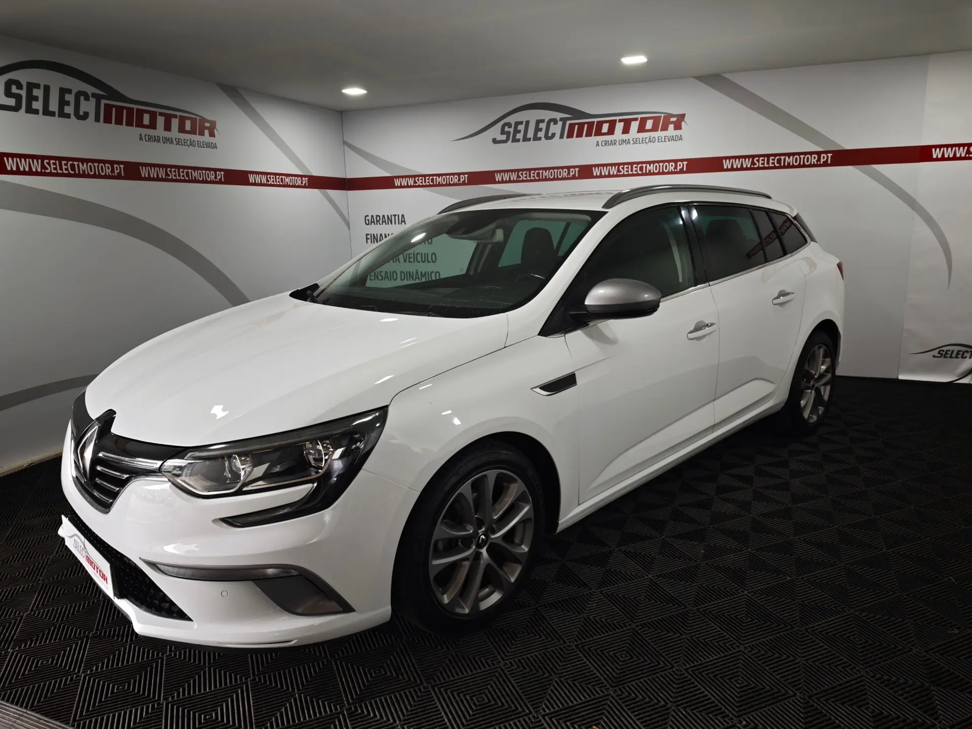 Renault Mégane Sport Tourer 1.5 dCi GT Line 4