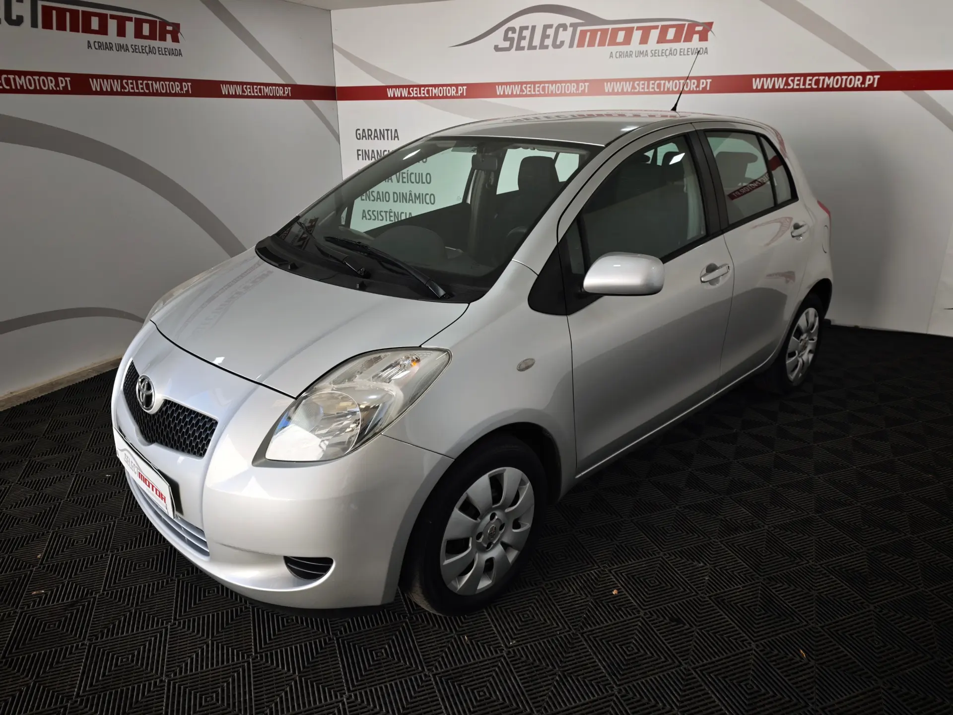 Toyota Yaris 1.0 VVT-i Comfort 3