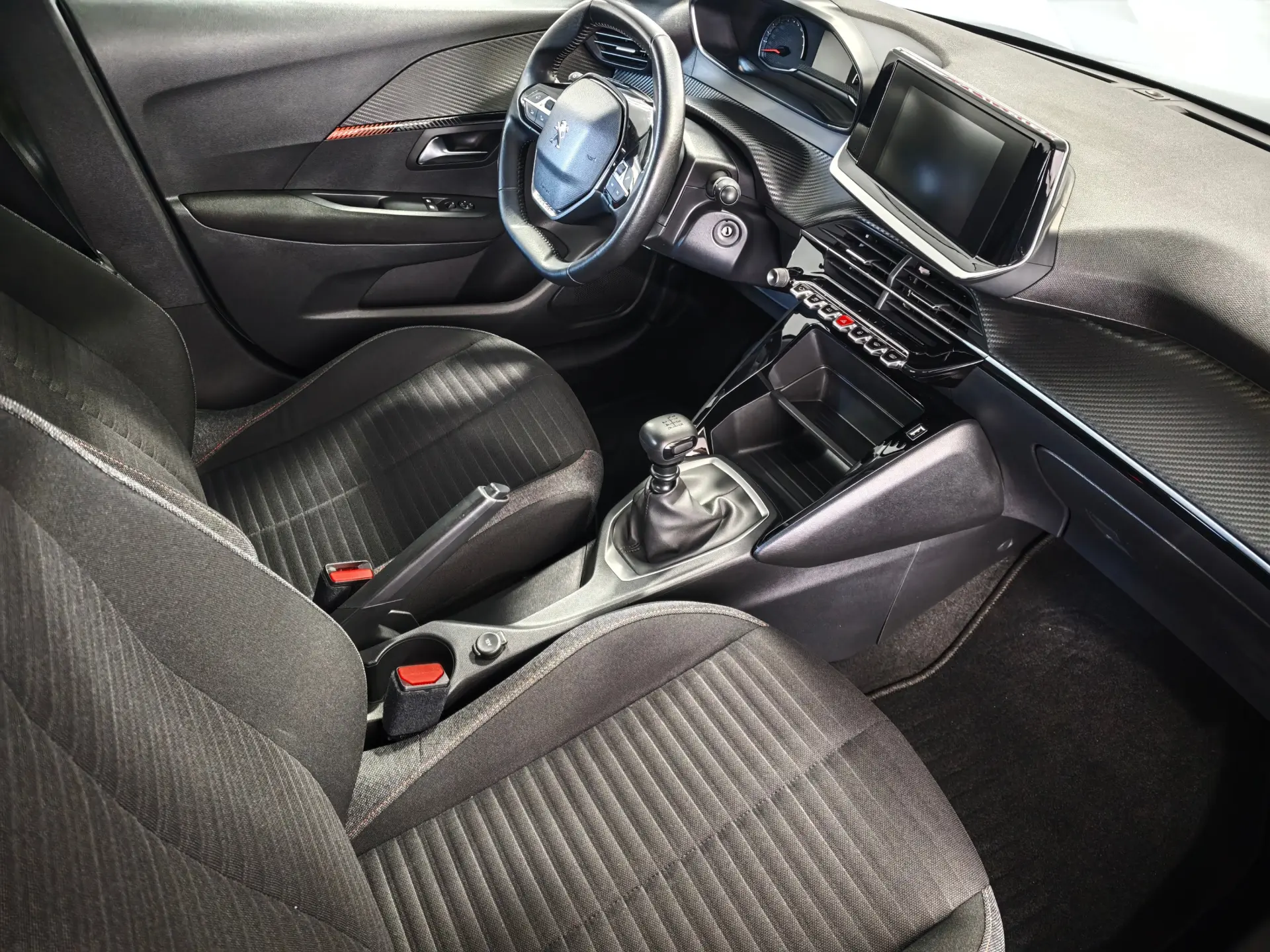 Peugeot 208 1.2 PureTech Active 23