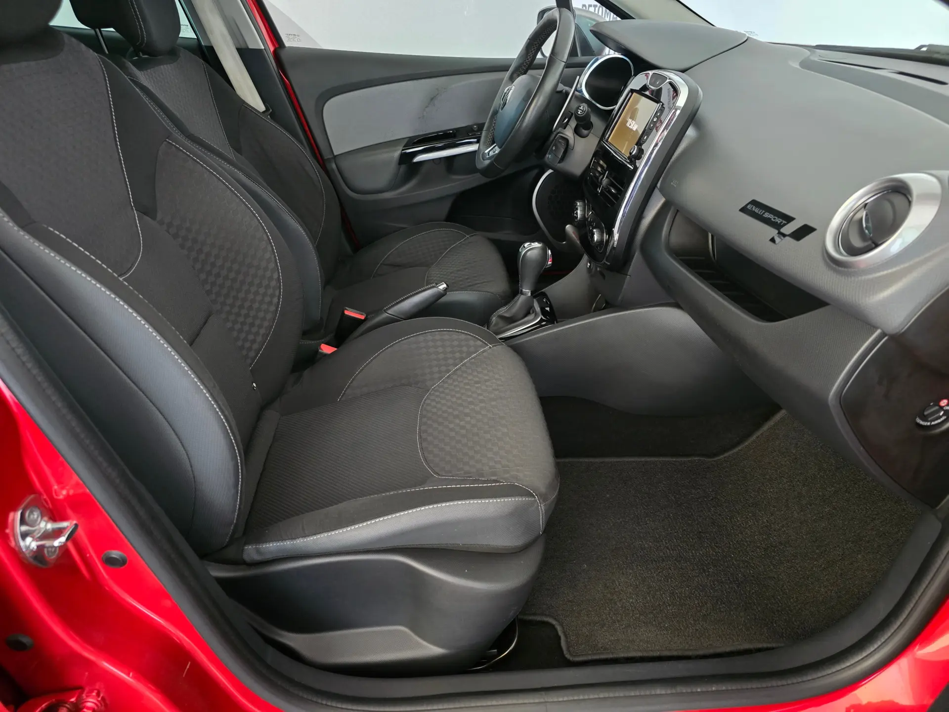 Renault Clio 1.2 TCE GT EDC 23