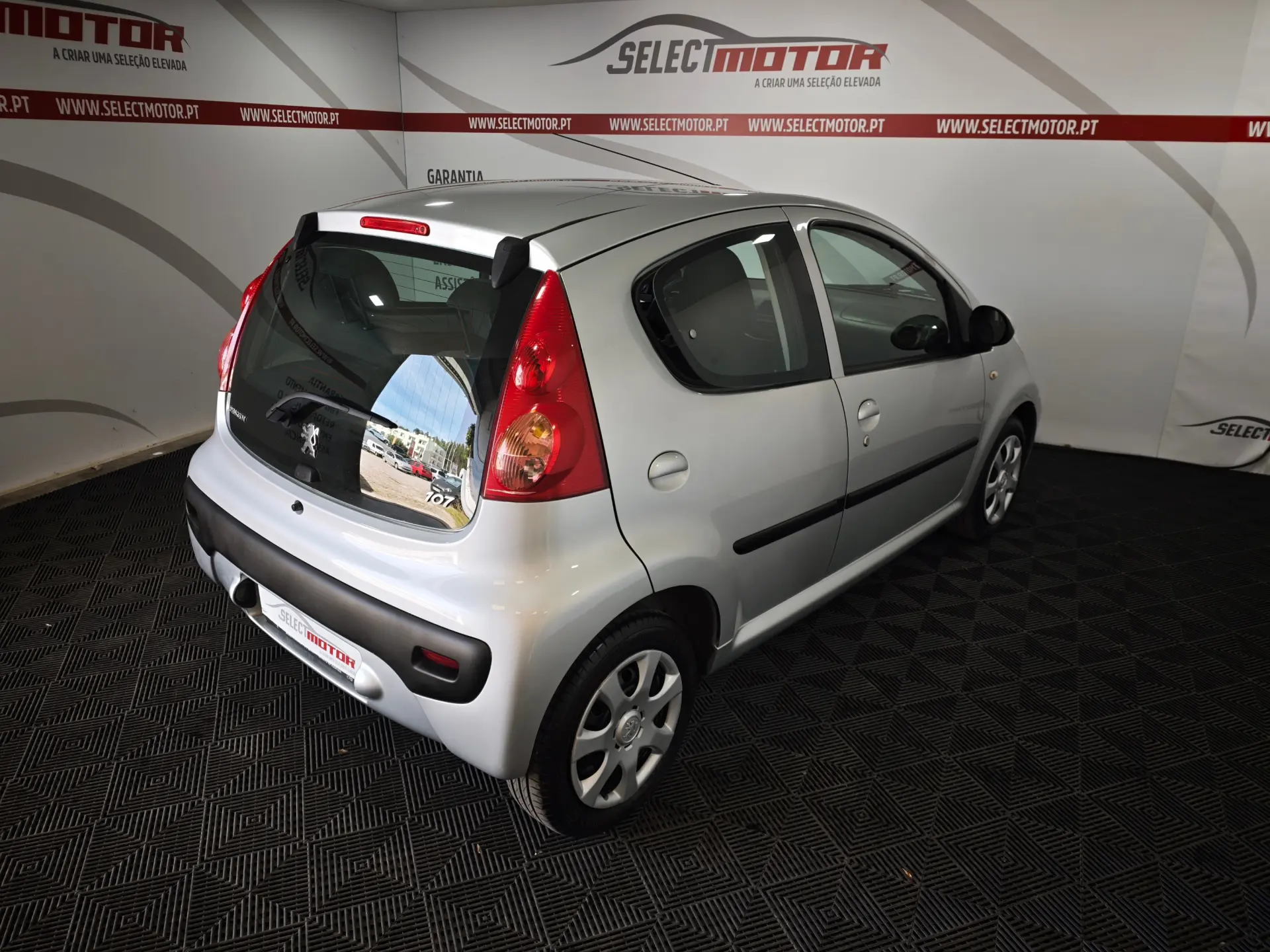 Peugeot 107 1.0 Active 6
