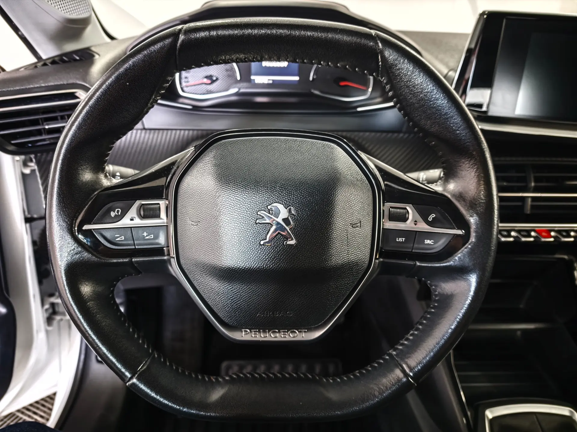 Peugeot 208 1.2 PureTech Active 14