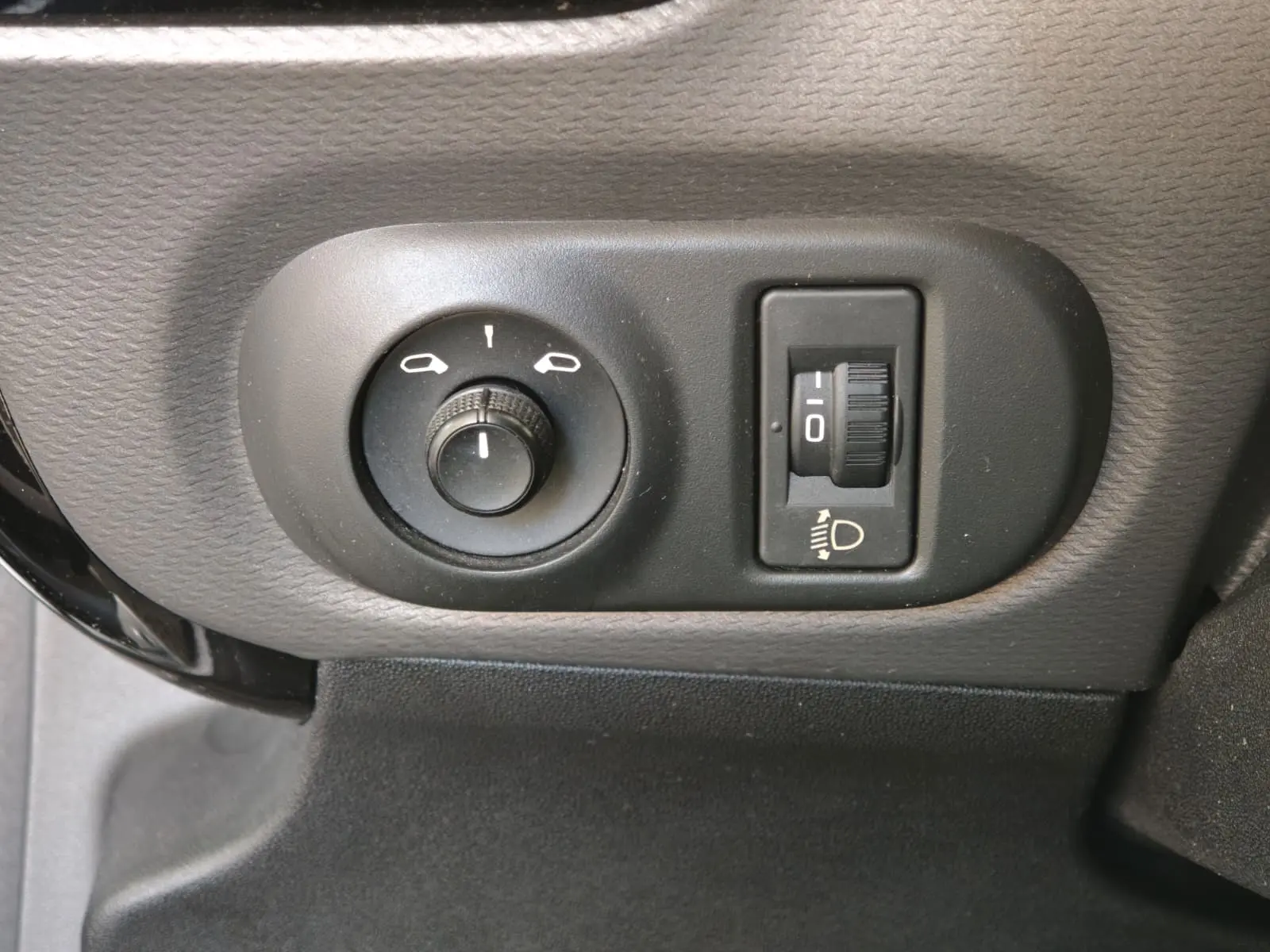 Citroen C4 Cactus 1.2 PureTech Feel 19