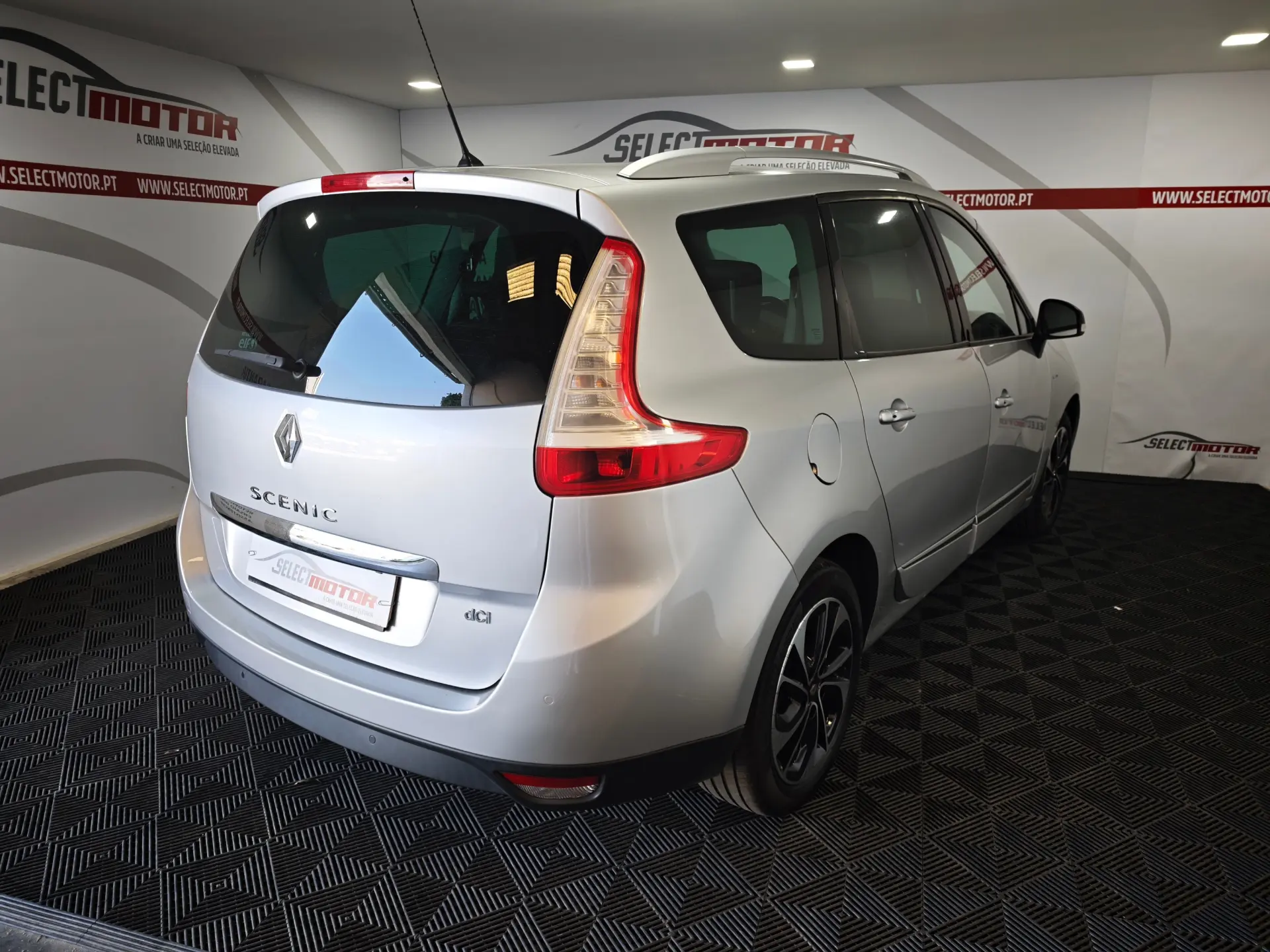 Renault Grand Scénic 1.5 dCi Bose Edition SS 5