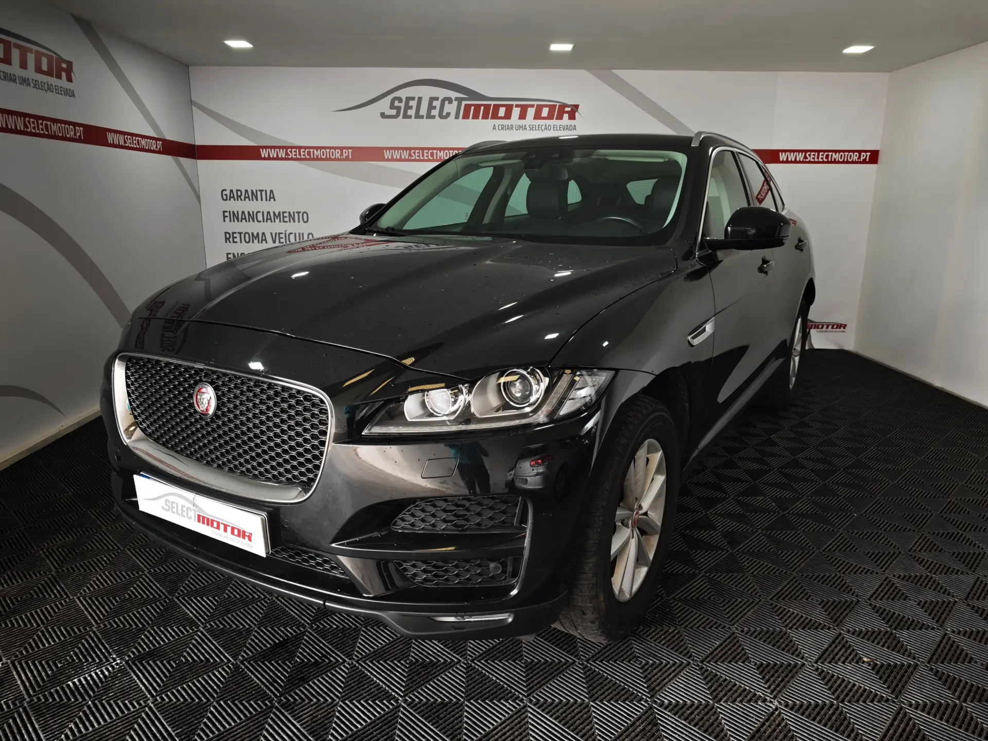 Jaguar F-Pace 2.0 i4D Prestige AWD Aut. 1
