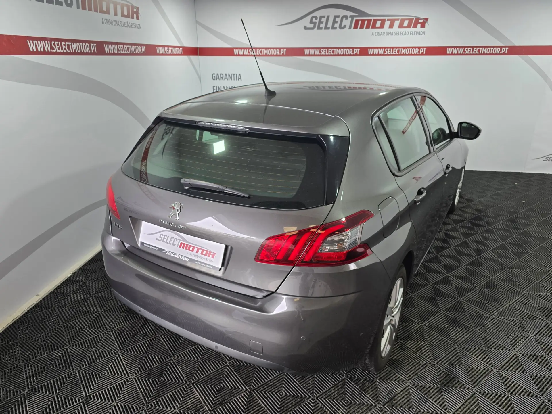 Peugeot 308 1.5 BlueHDi Style 6
