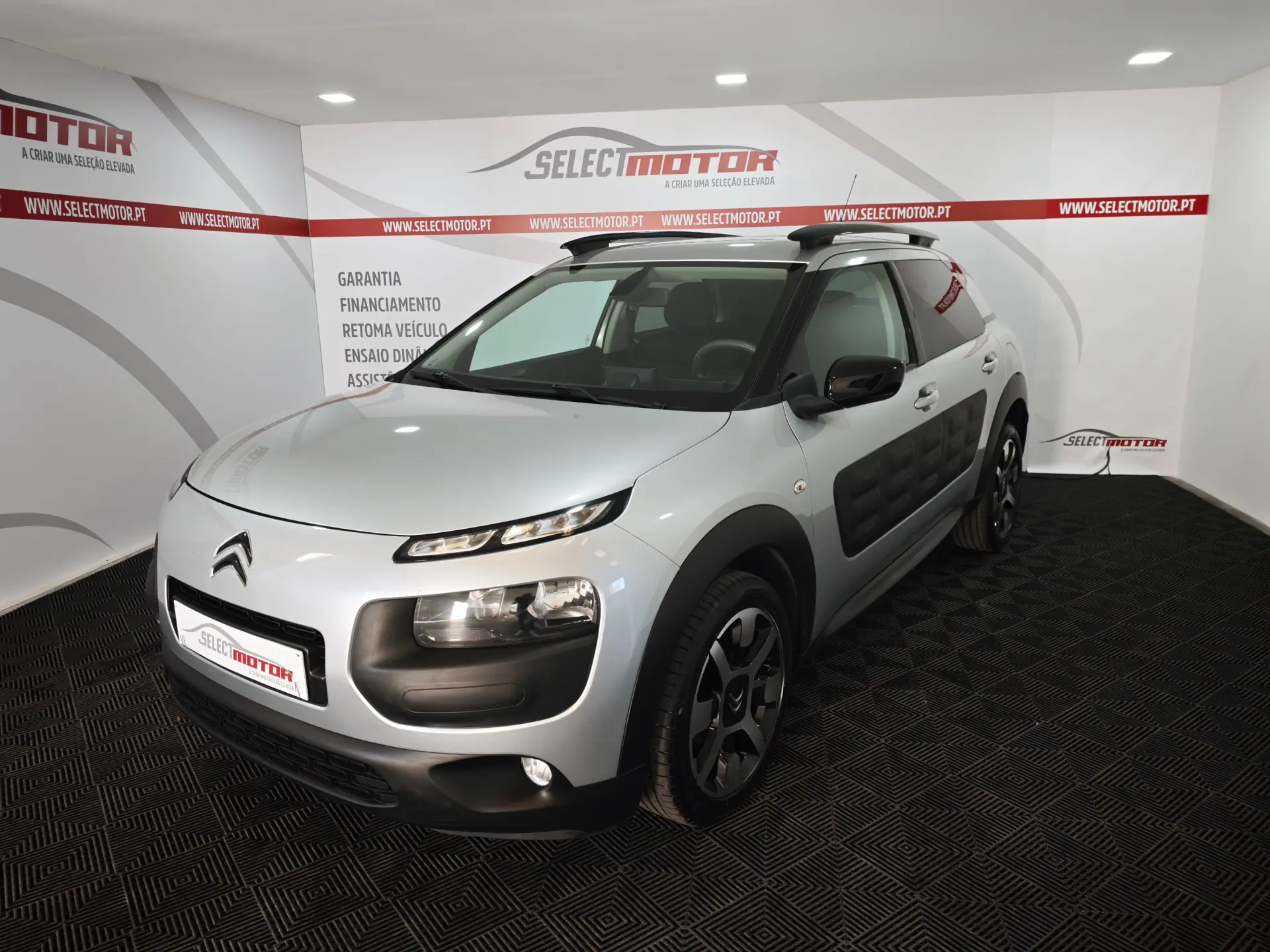 Citroen C4 Cactus 1.6 BlueHDi Shine 1