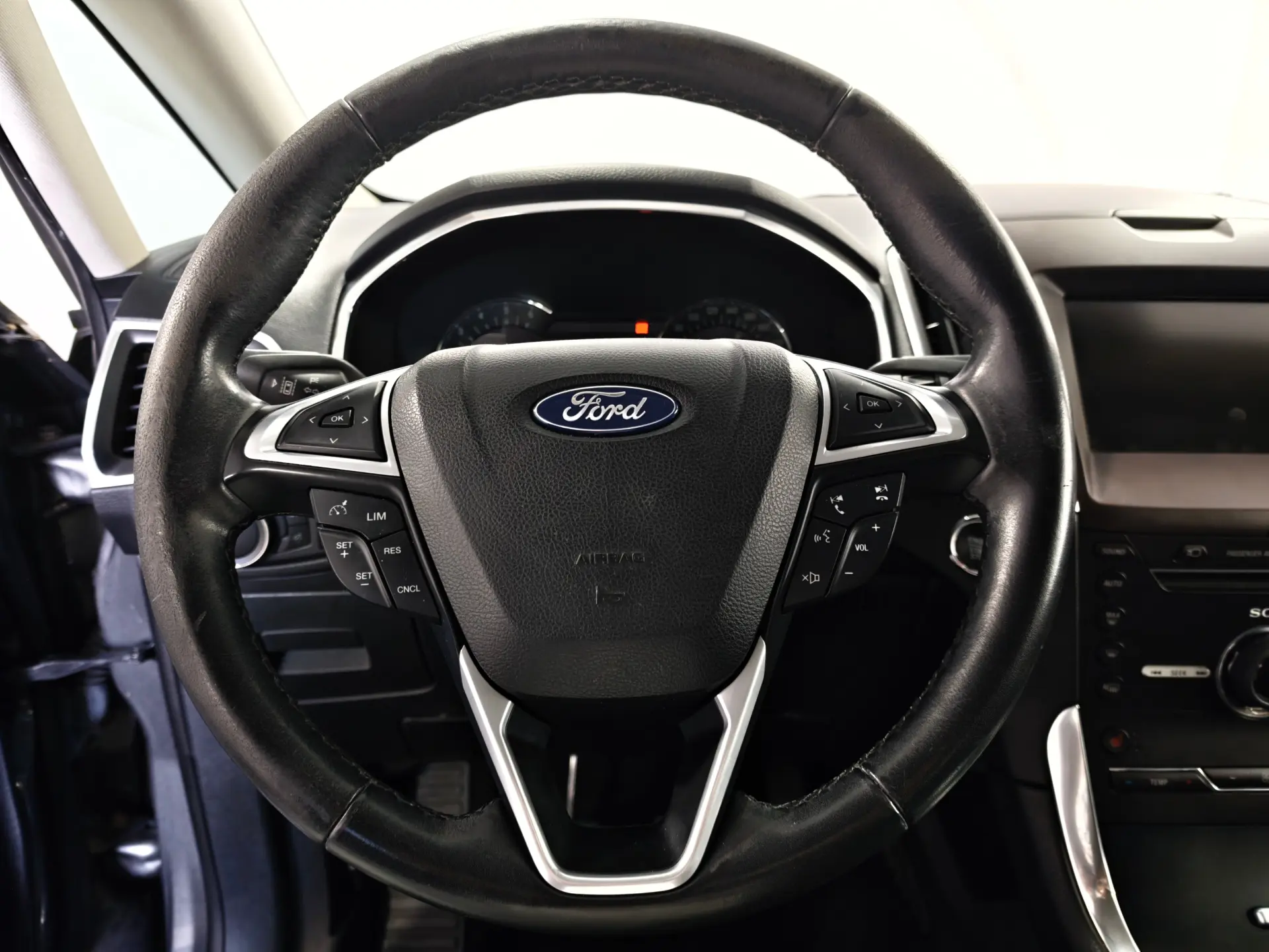 Ford S-Max 2.0 TDCi Titanium 14