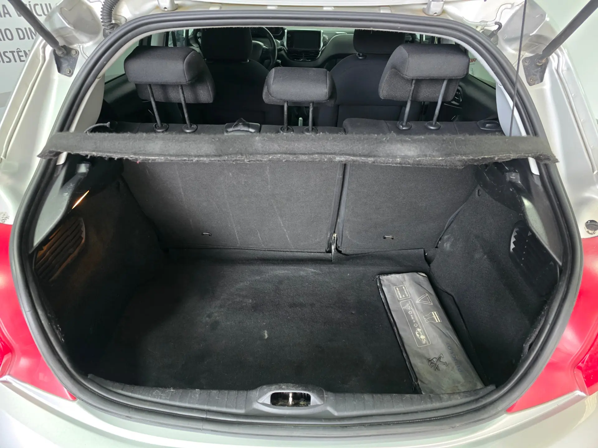 Peugeot 208 1.4 HDi Active 19