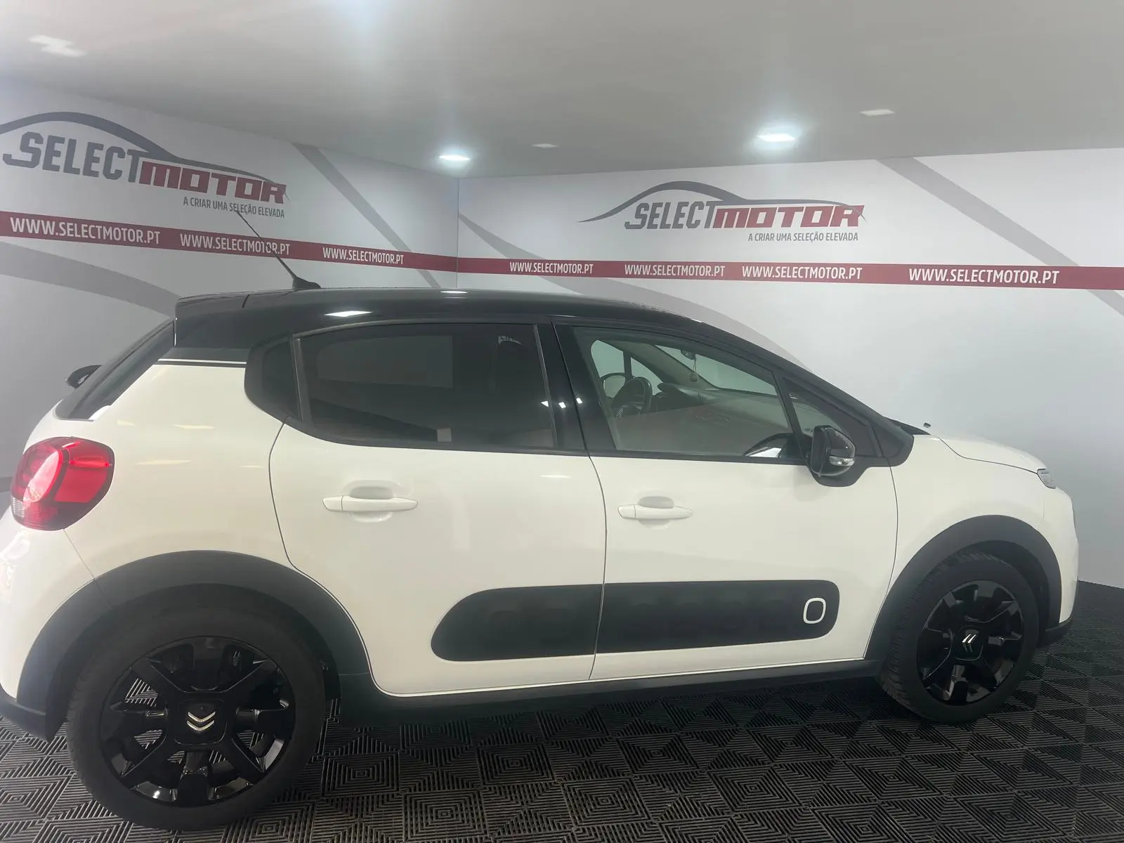 Citroen C3 1.2 PureTech Shine 5