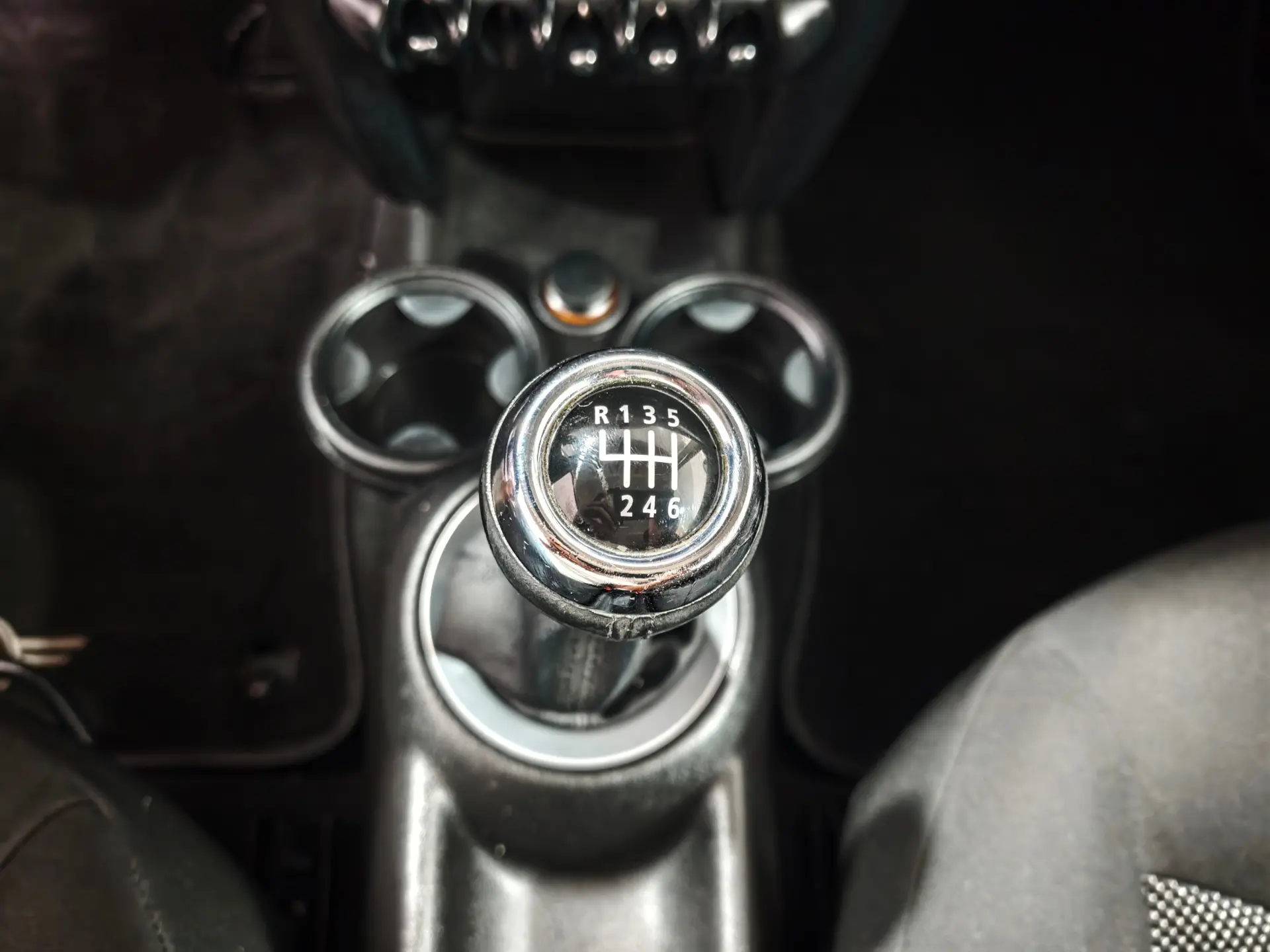 MINI 3 Portas Cooper 11
