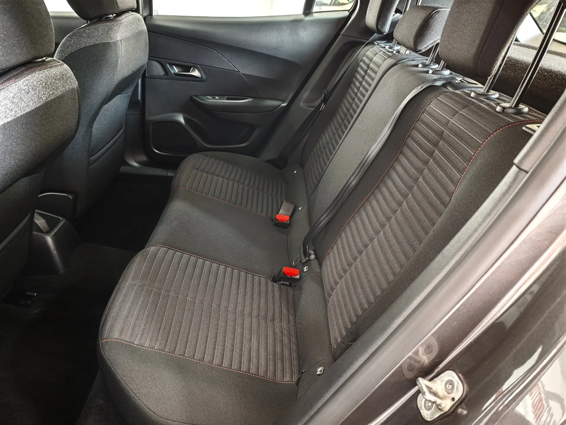 Peugeot 2008 1.2 PureTech Active 24