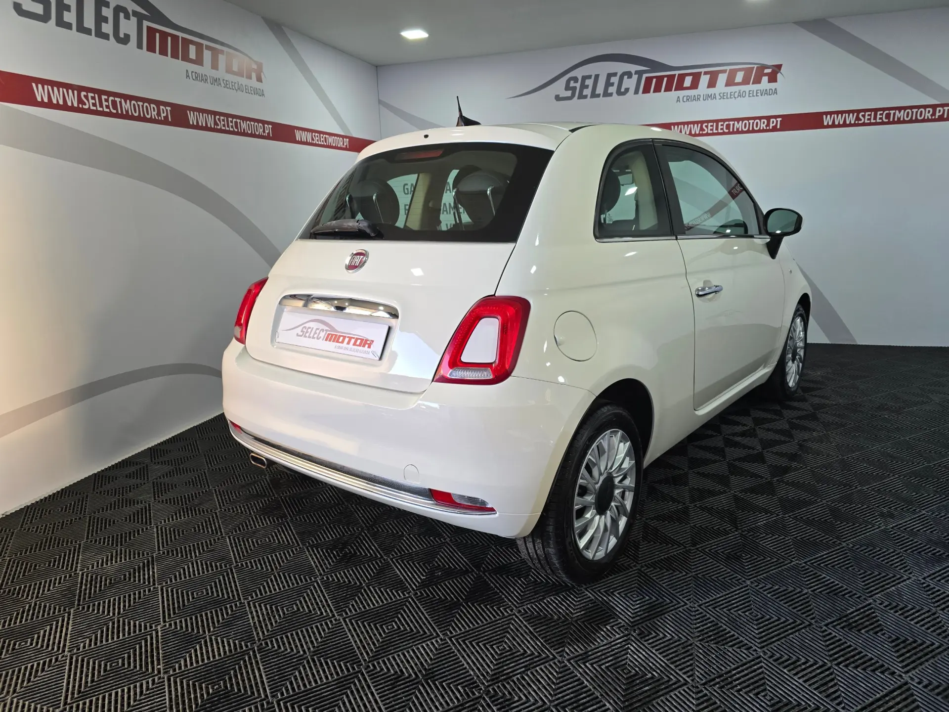 Fiat 500 1.0 Hybrid Lounge 4