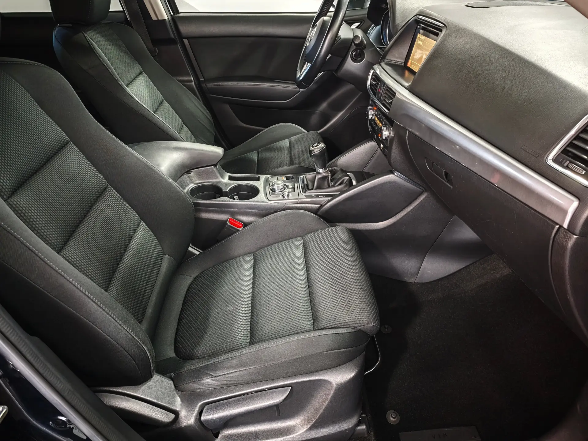 Mazda CX-5 2.2 D Evolve Navi 24
