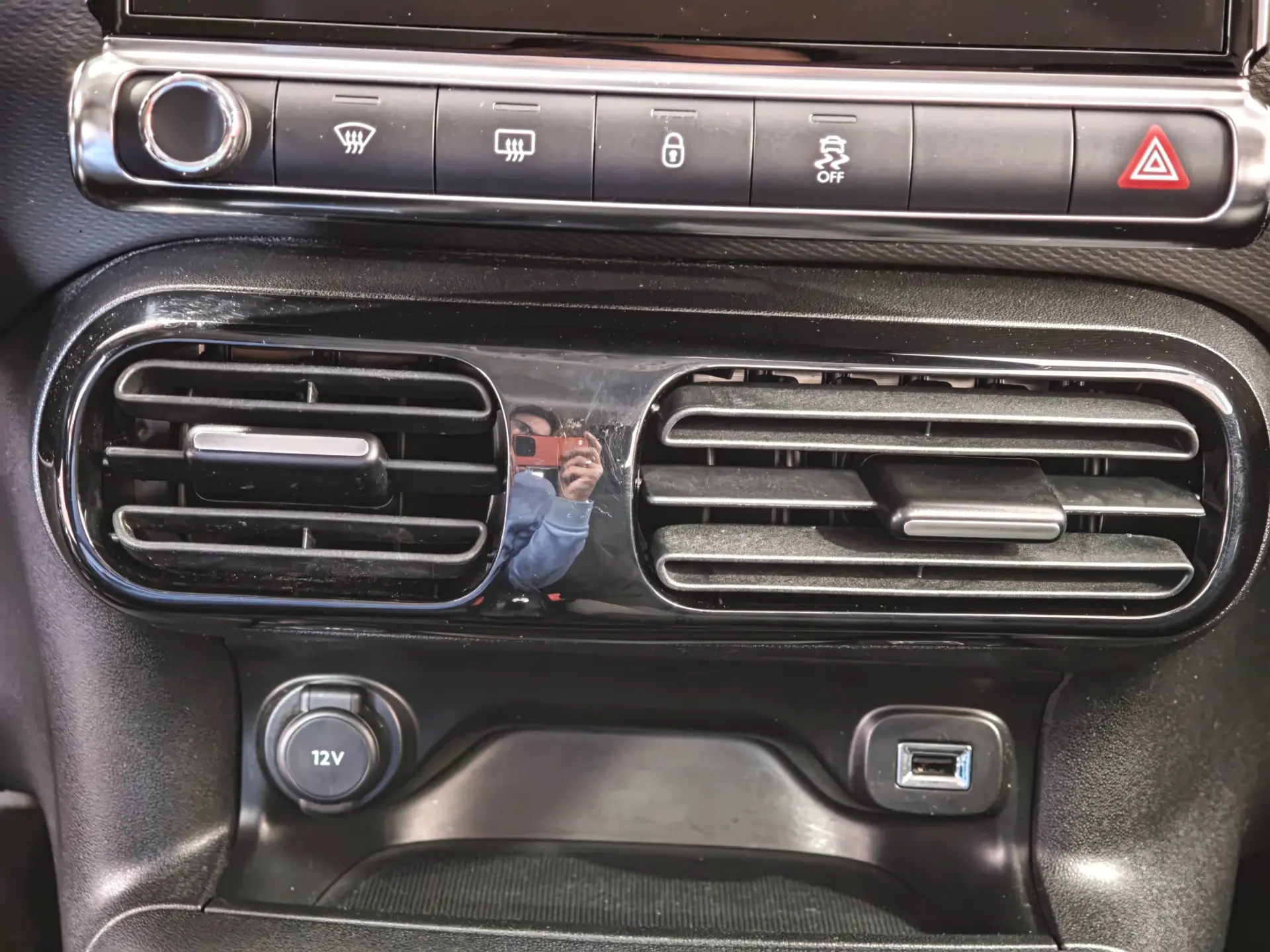 Citroen C4 Cactus 1.2 PureTech Shine 10