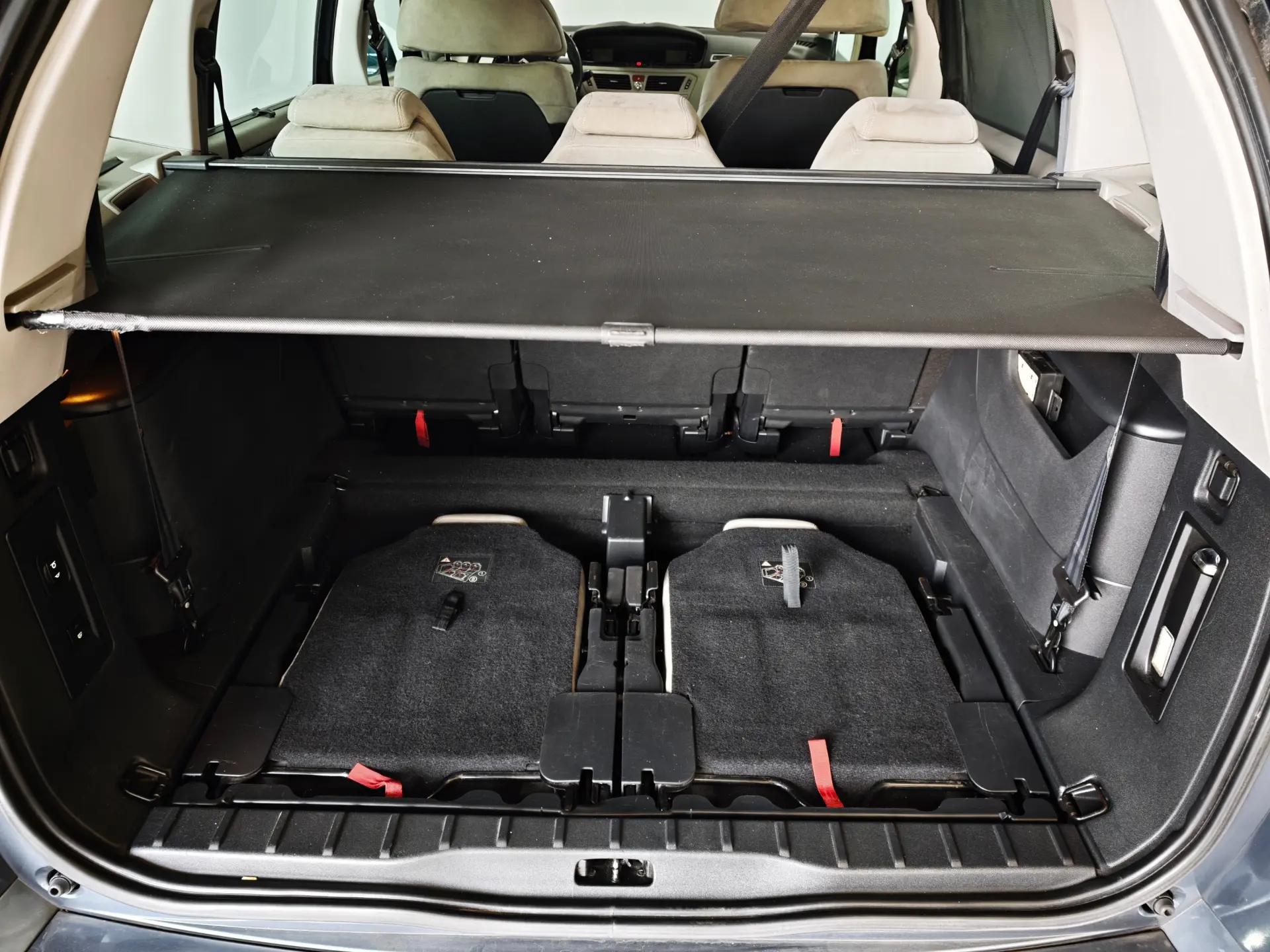 Citroen C4 Grand Picasso 1.6 HDi Exclusive CMP6 23
