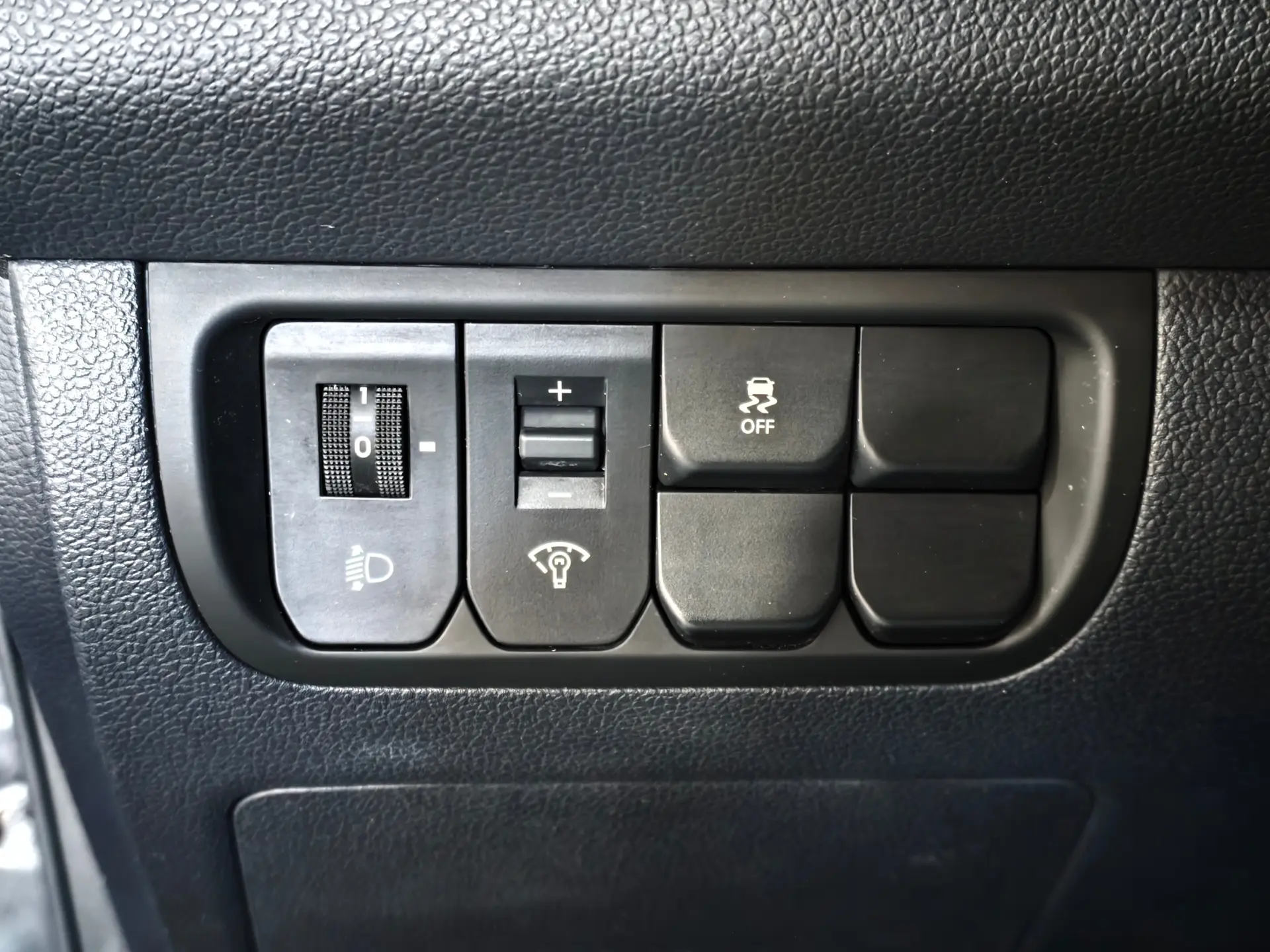 Kia Rio 1.2 CVVT More 17