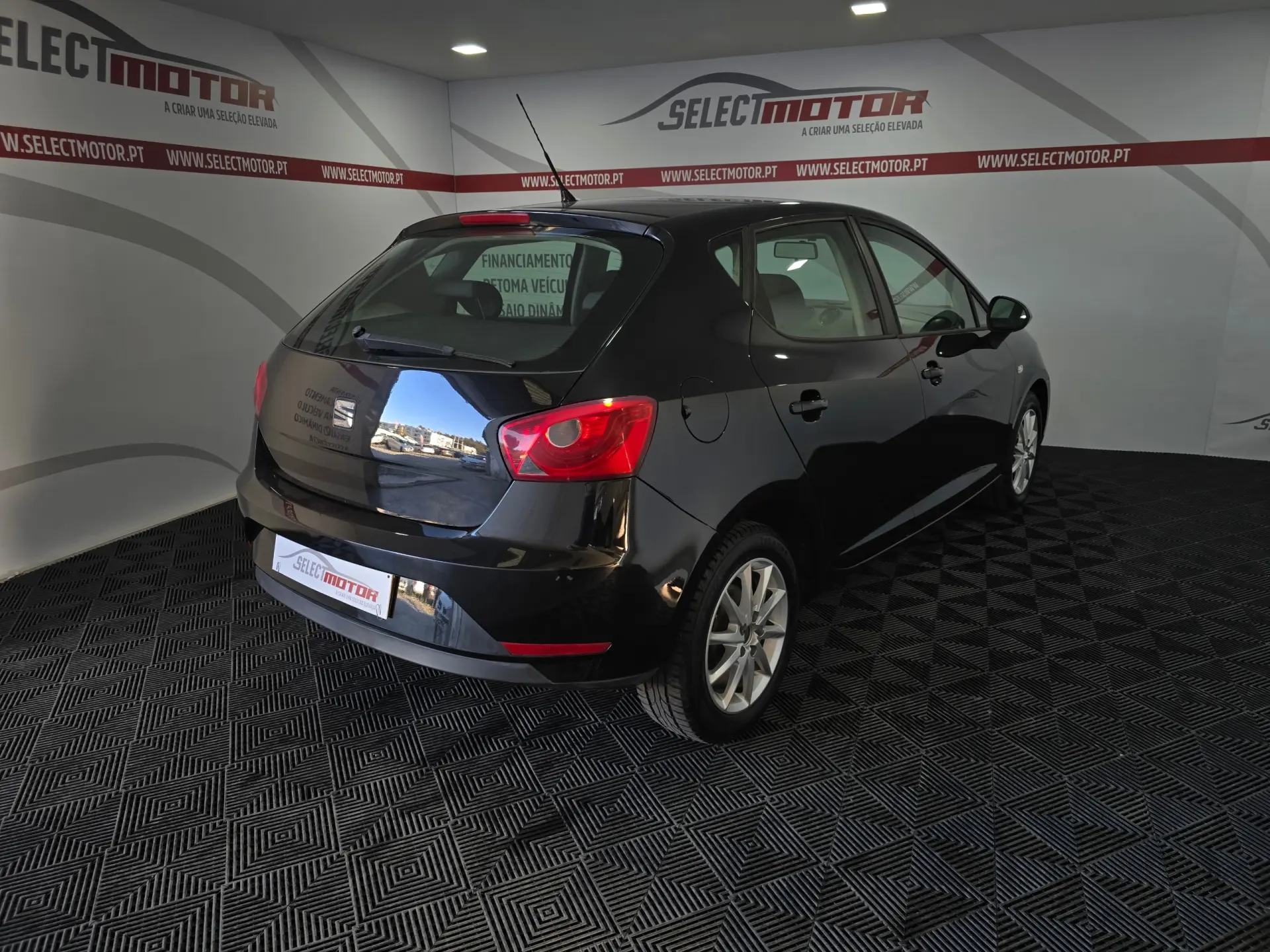 SEAT Ibiza 1.2 12V Reference 4