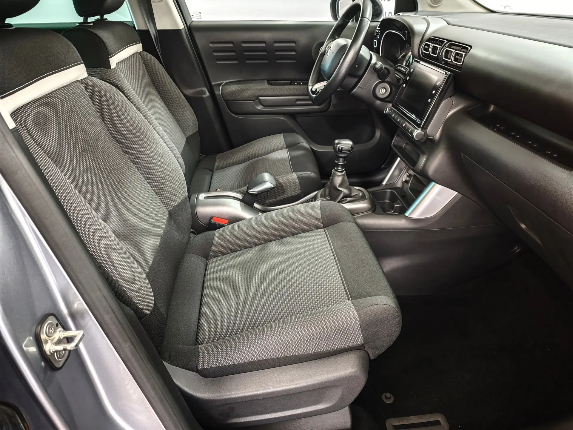 Citroen C3 Aircross 1.2 PureTech Shine 24