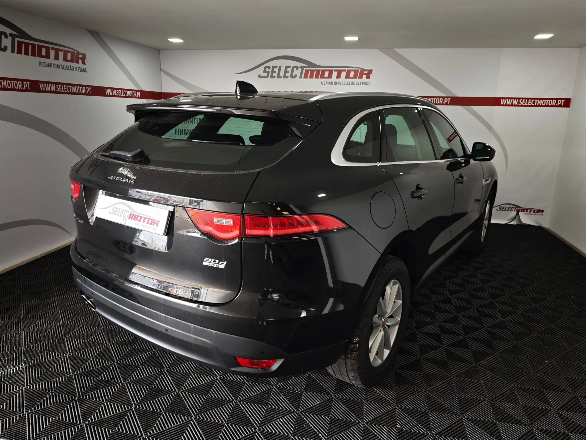 Jaguar F-Pace 2.0 i4D Prestige AWD Aut. 5