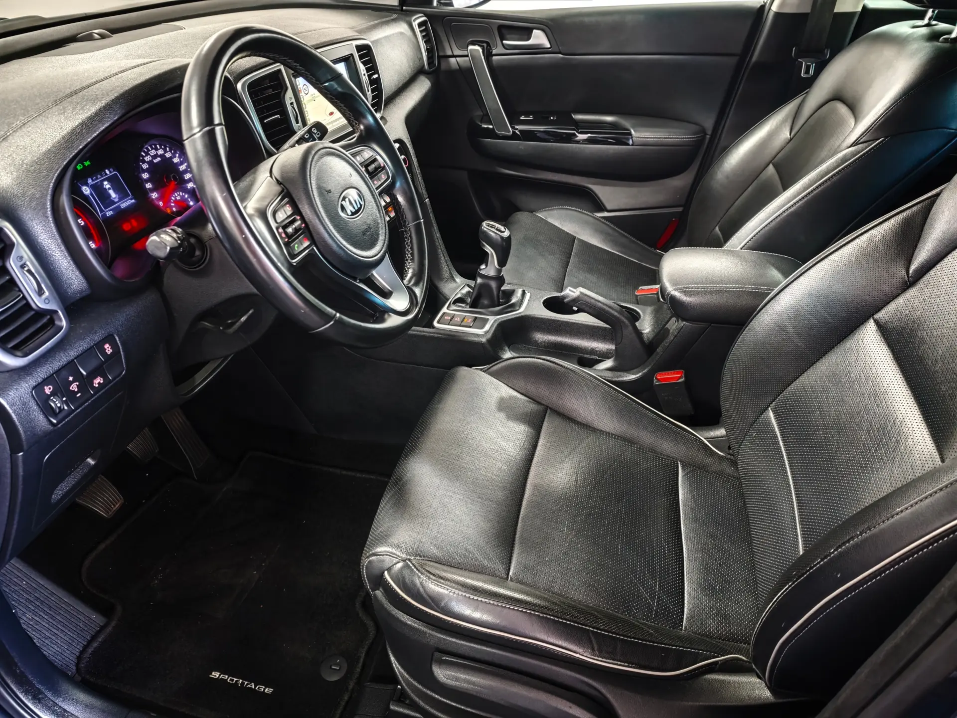 Kia Sportage 1.6 CRDI ISG SX 21