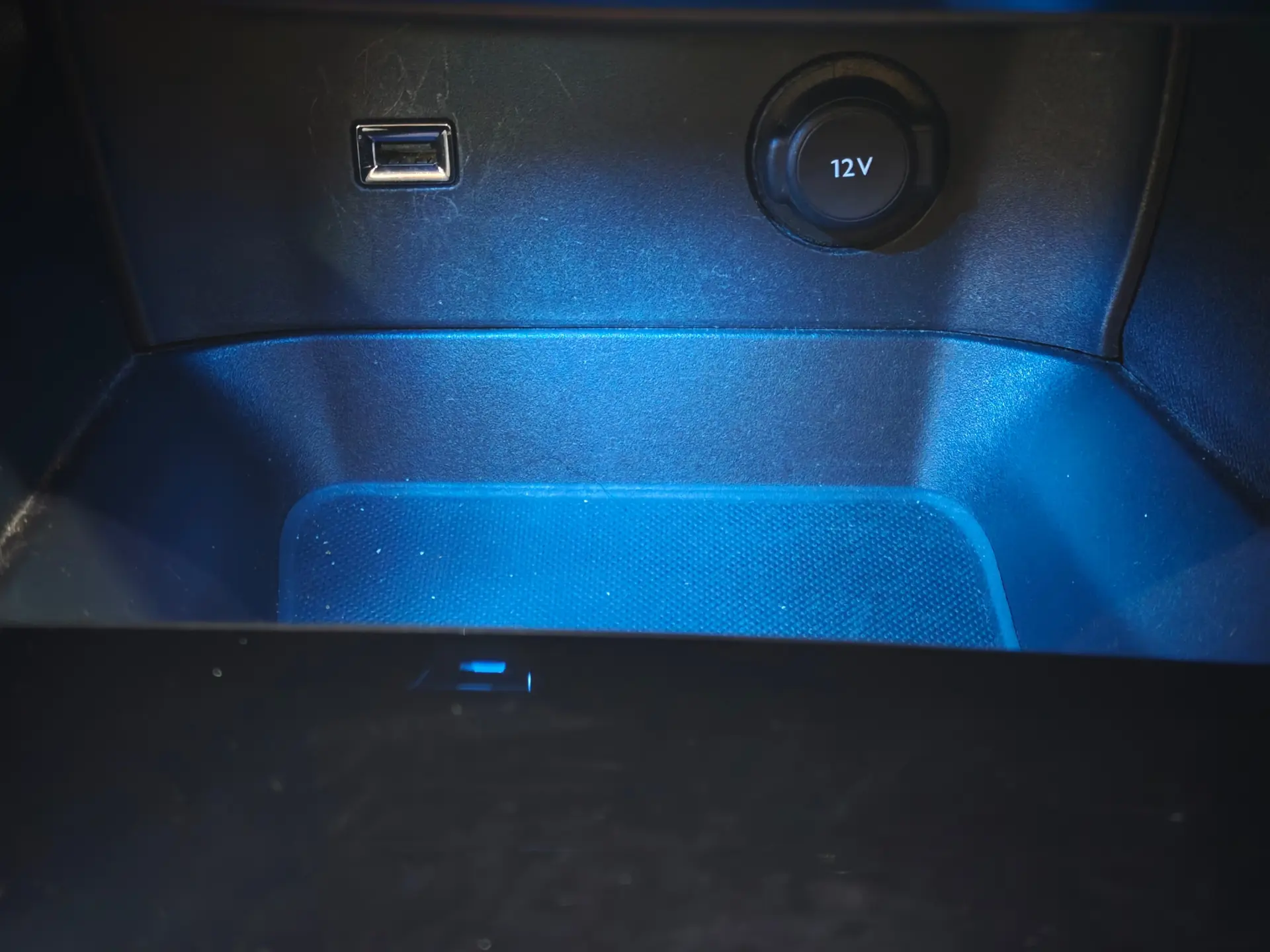 Peugeot 3008 1.2 PureTech Allure Pack 11