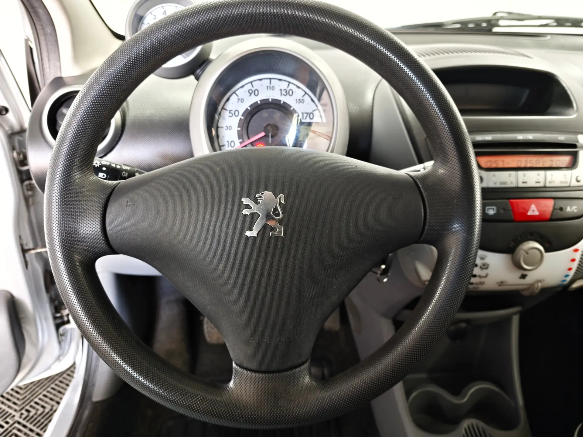 Peugeot 107 1.0 Active 12