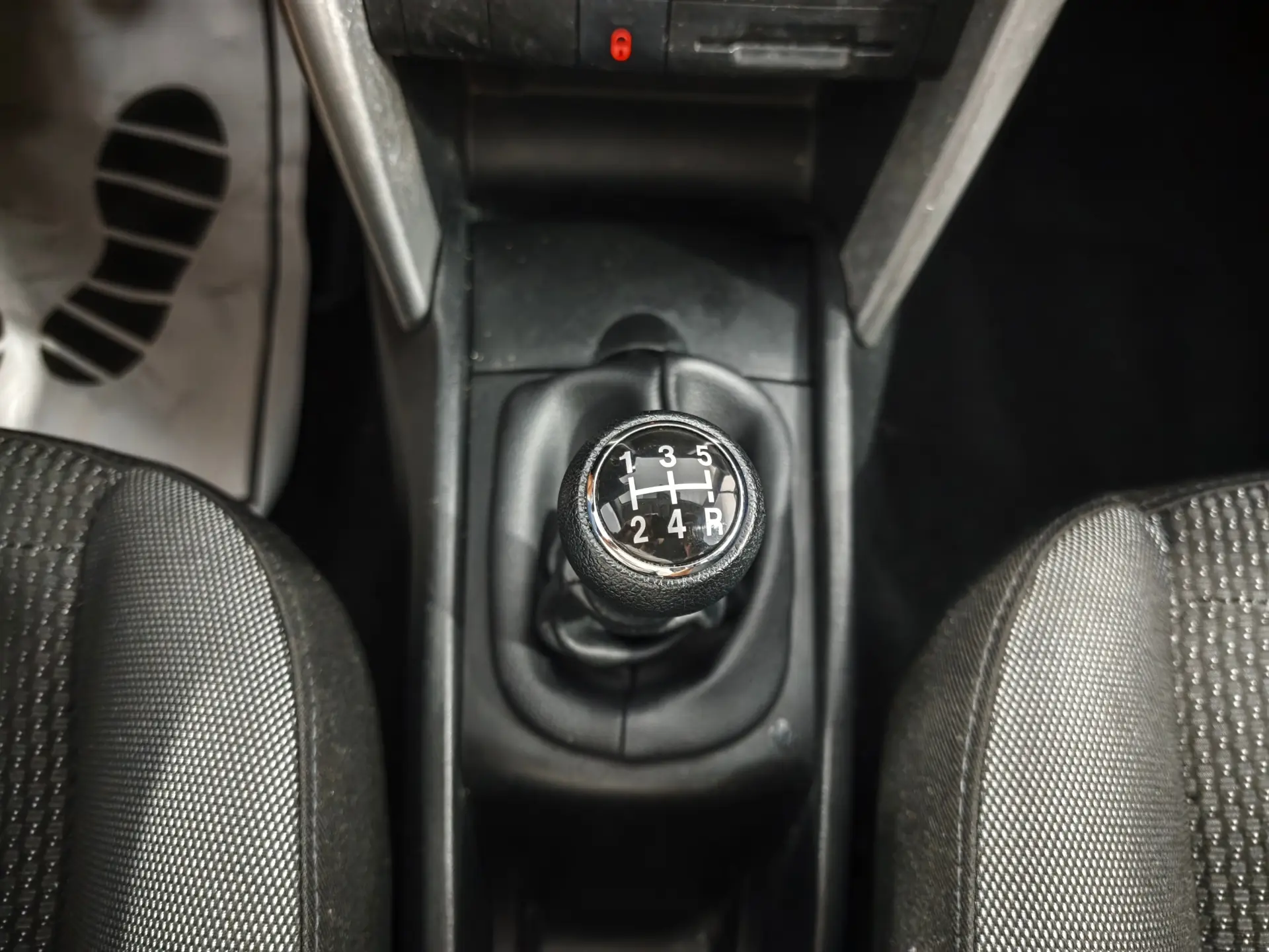 Peugeot 207 1.4 HDi Urban 12